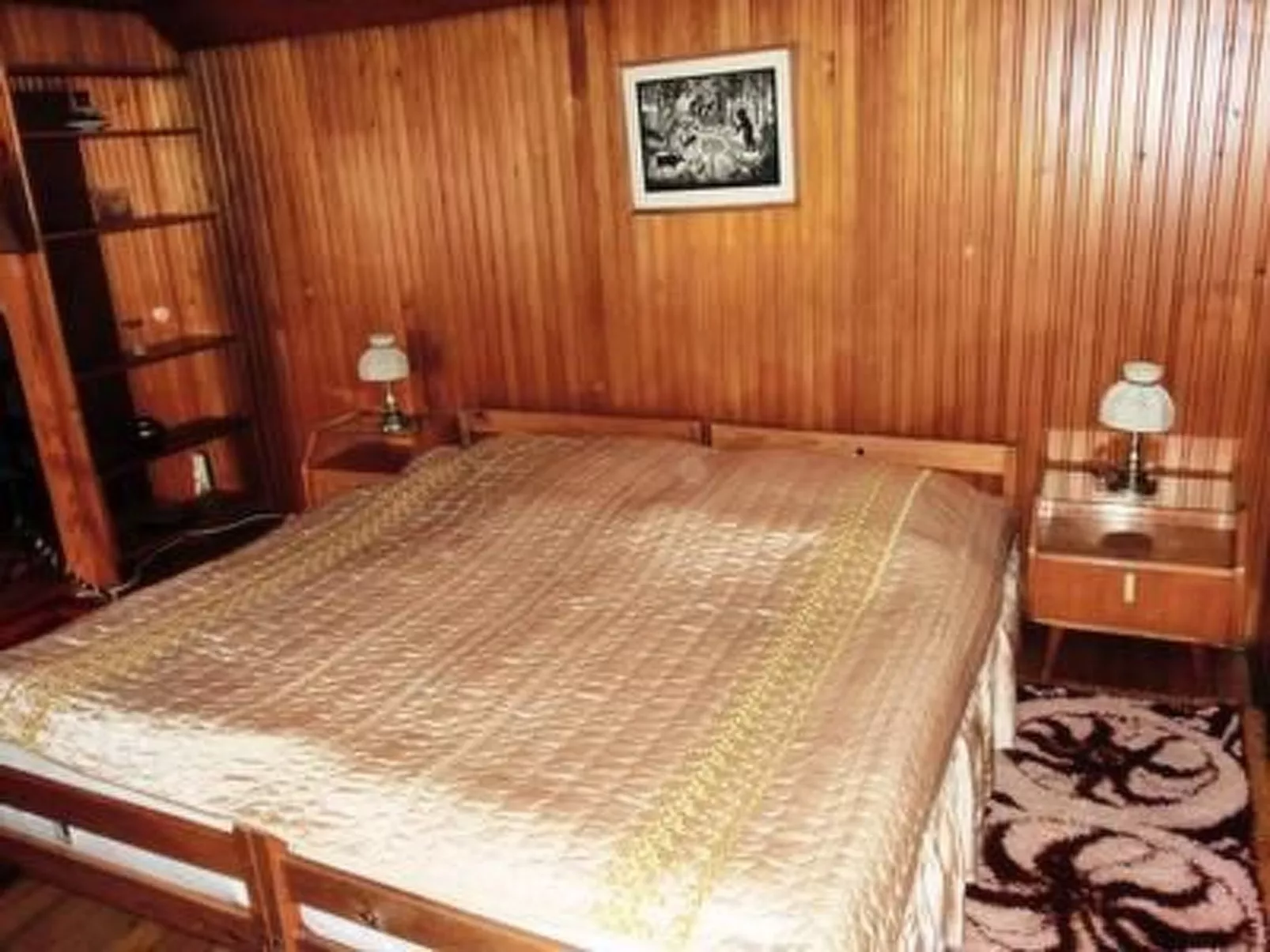 Haus in Budapest-Image-tags.info