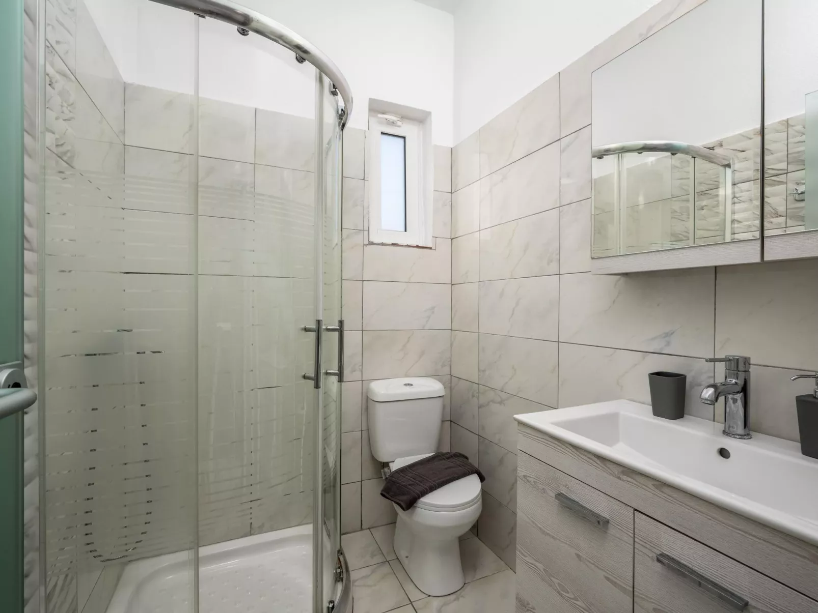 Ewigkeit Villa Kolympia-Binnen