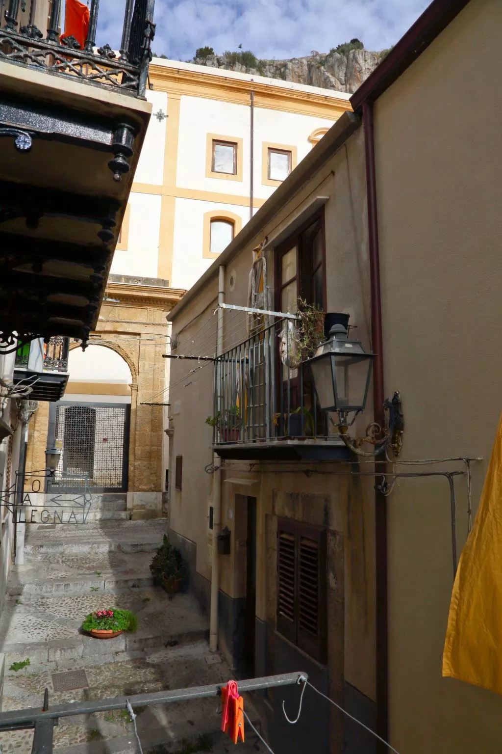 Wine House-Image-tags.info