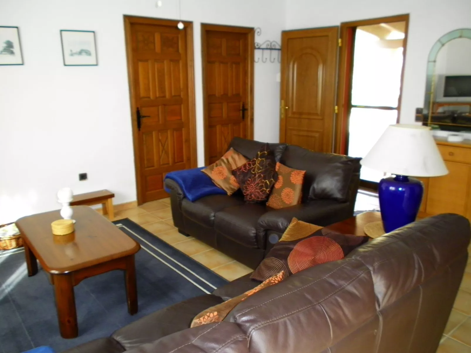 Kleines Landhaus in schöner Umgebung-Binnen