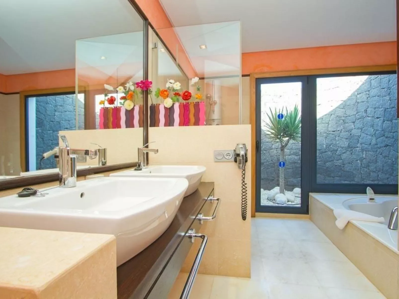 Mamma Mia B Luxus-Villen-Image-tags.info