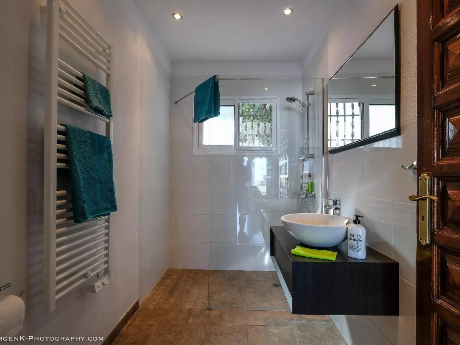 Strandnahes Haus mit Terrasse zum Sonnenuntergang - Binnen