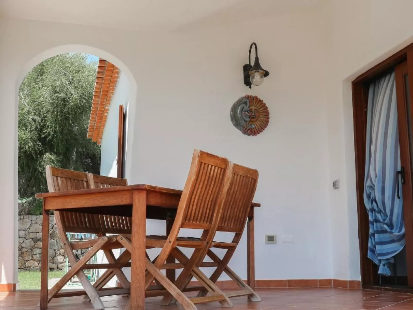 Villa mit gemeinsamem Pool und Meerblick-Image-tags.info