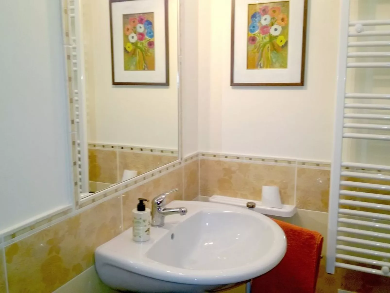 Haus in Marciano mit privatem Parkplatz-Binnen