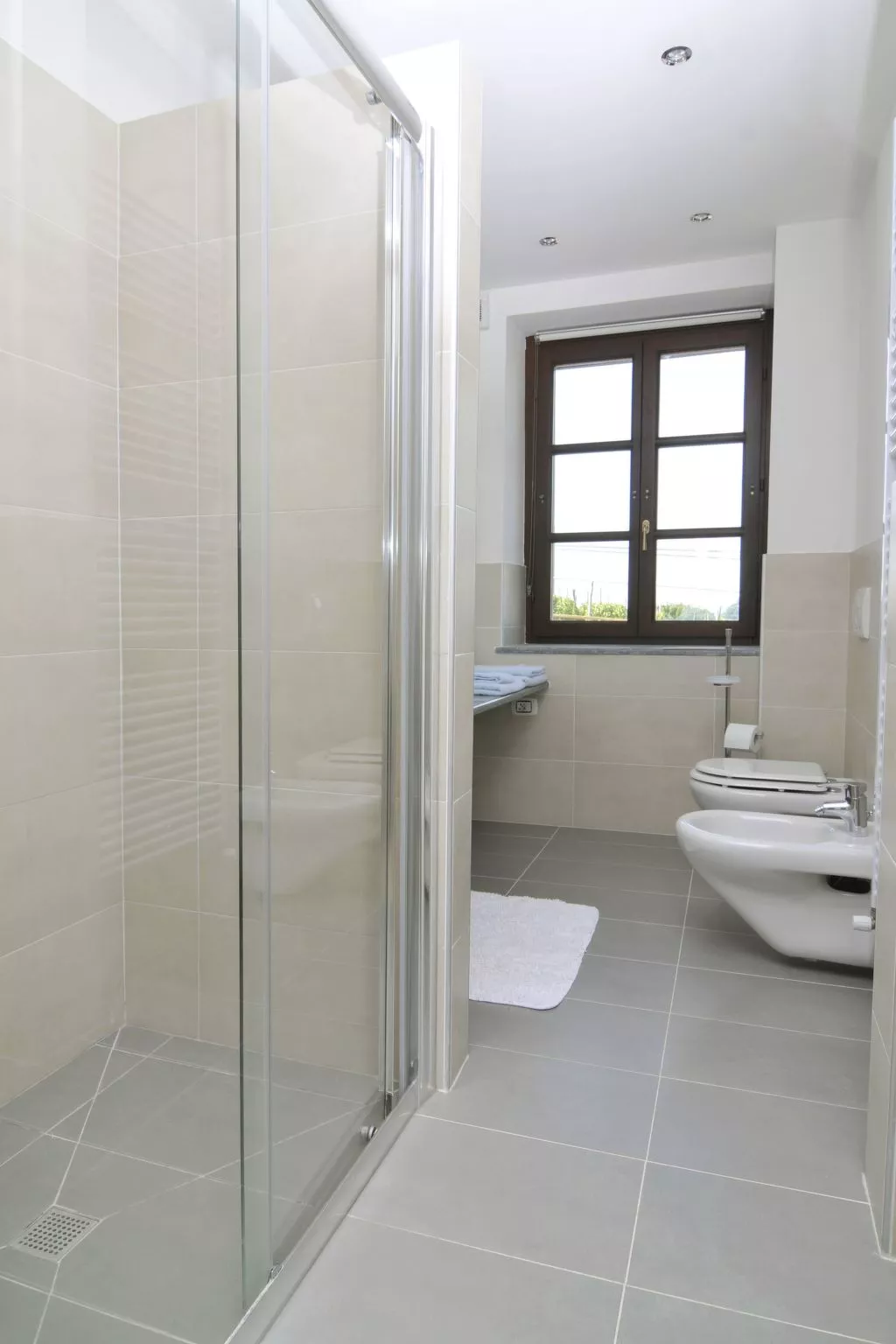 Barolo' Wohnung mit Gemeinschaftspool-Binnen