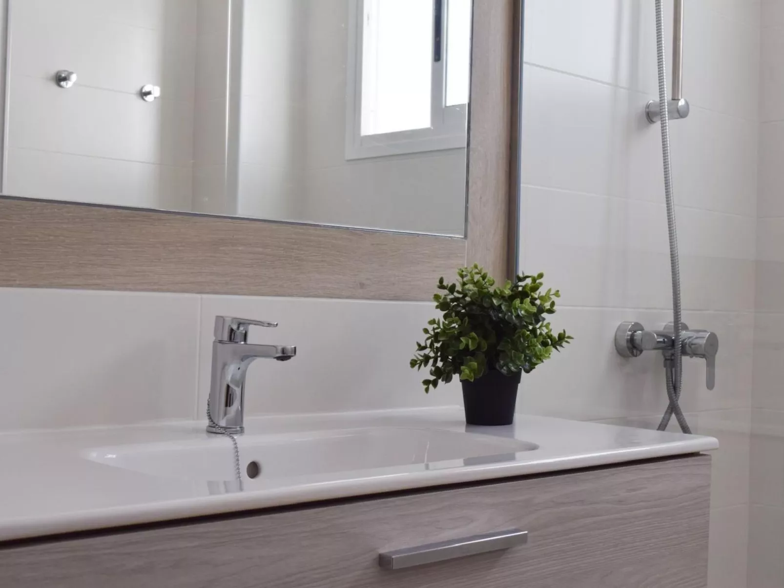 Apartamento con terraza-Image-tags.info