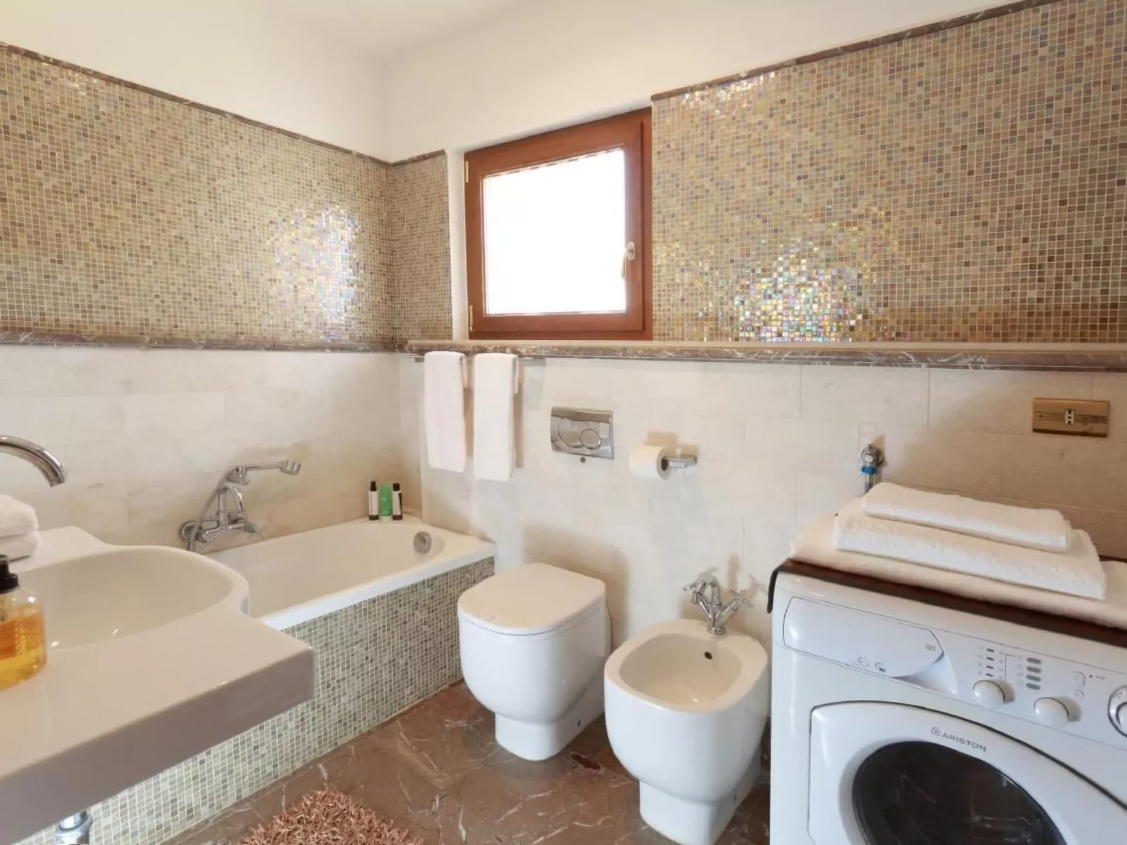 City center house-Image-tags.info