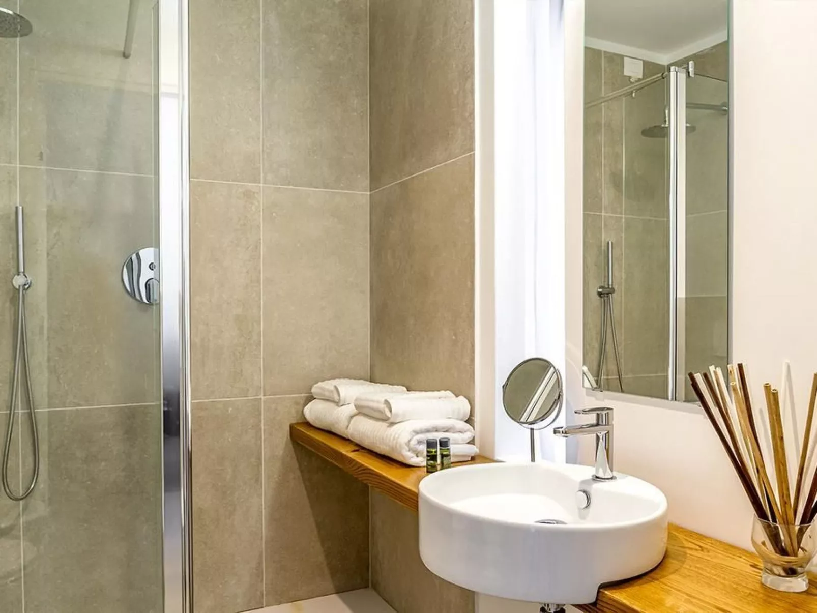 Villa Carmela in Della Chiesa 26-Binnen