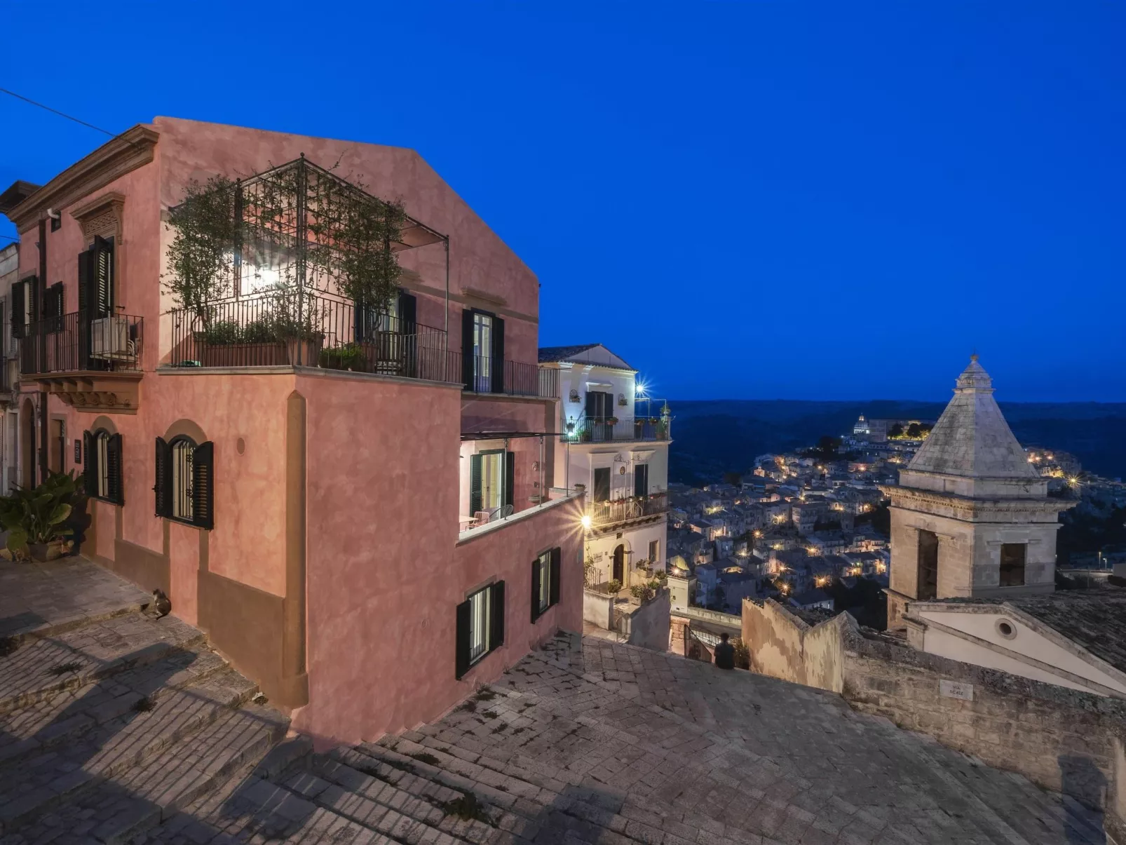 Raffo, Wohnung mit Aussicht in Ragusa Ibla-Image-tags.info