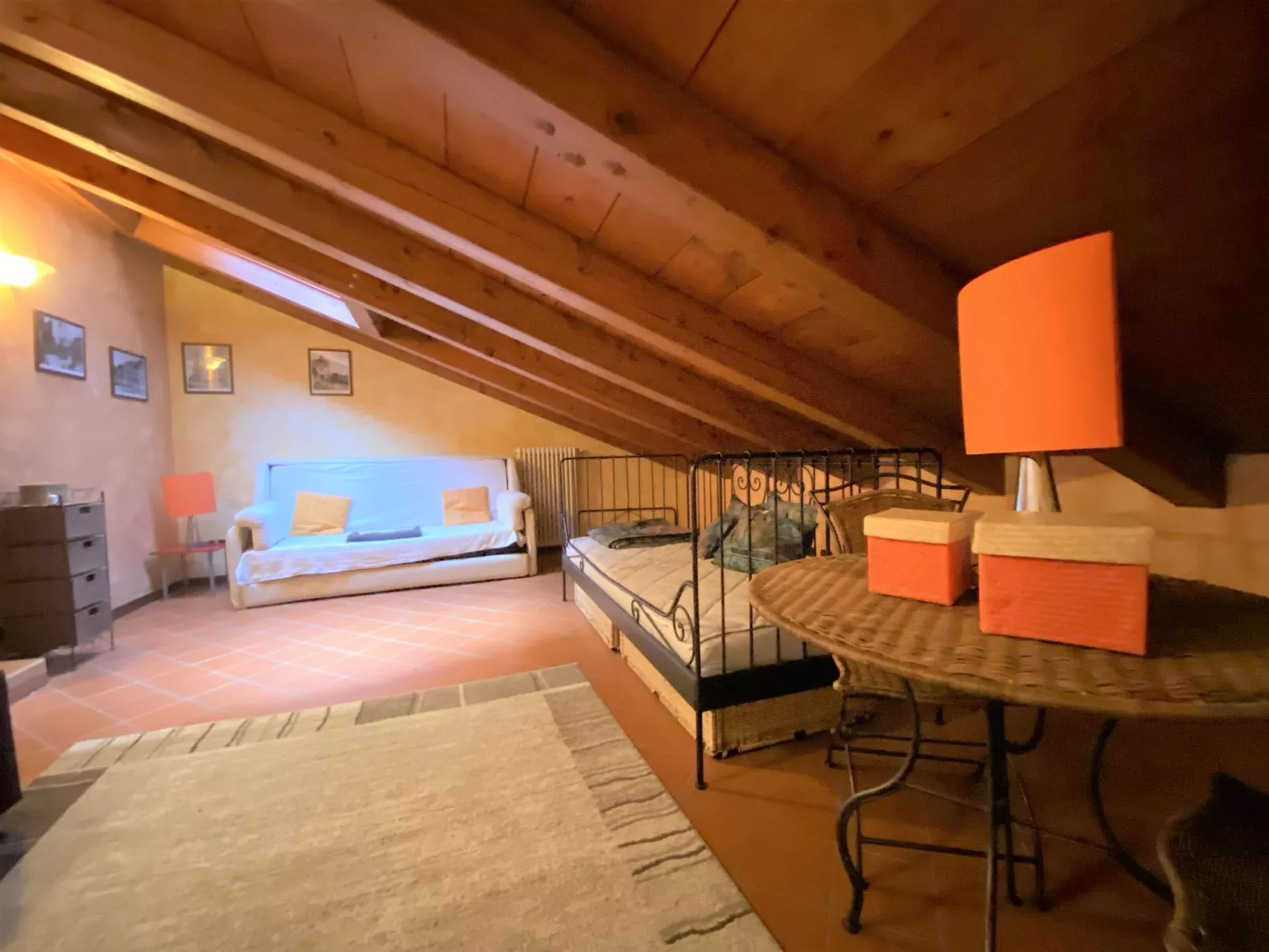 P-12 FEWO GARDALAND-Binnen