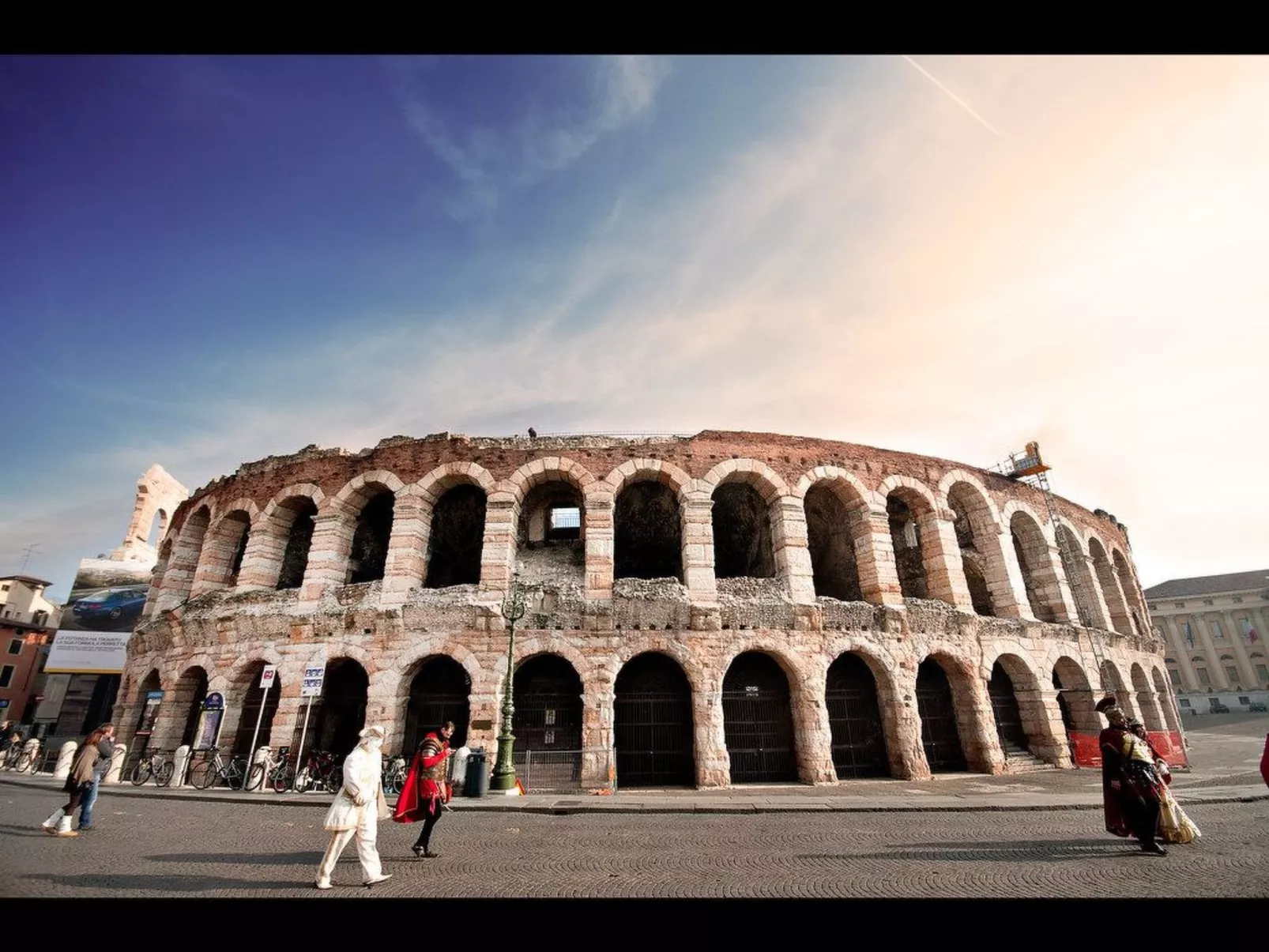 APART DINA LAZISE-Image-tags.info