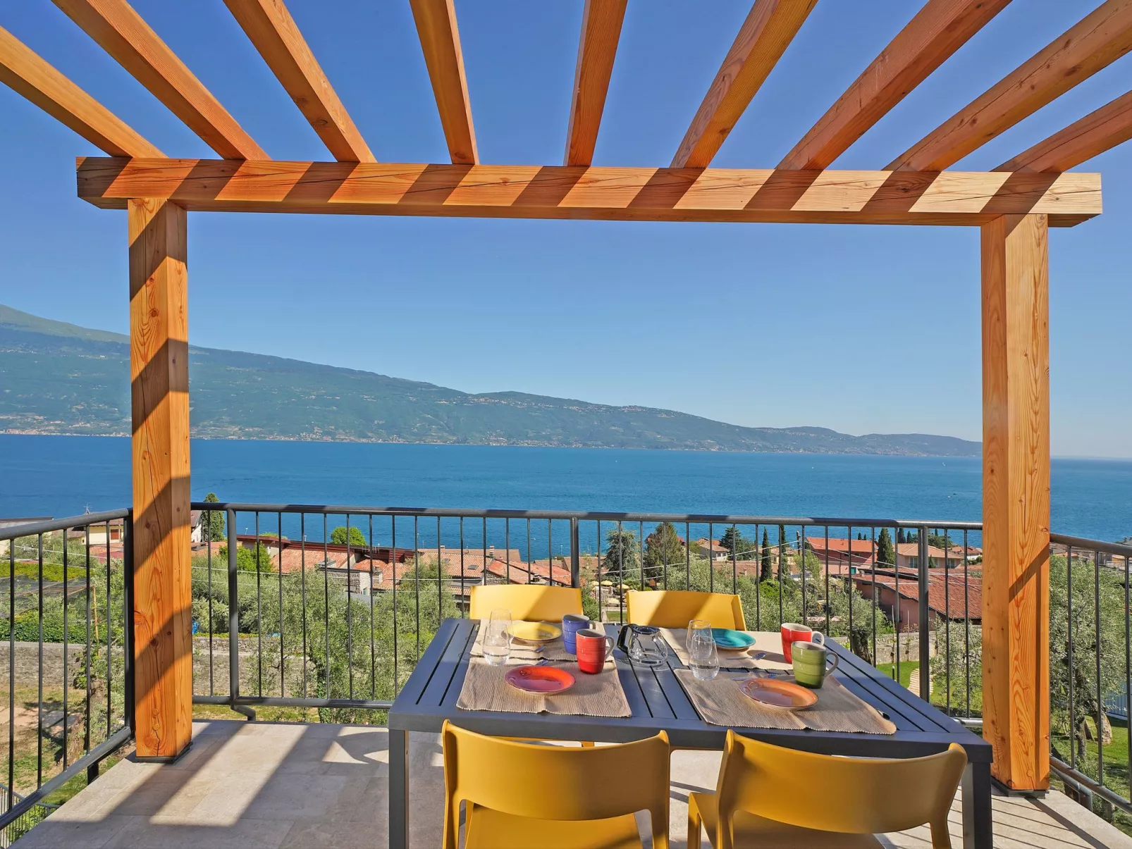 Residence Dany Drei-Zimmer-Wohnung 6 Betten-Buiten