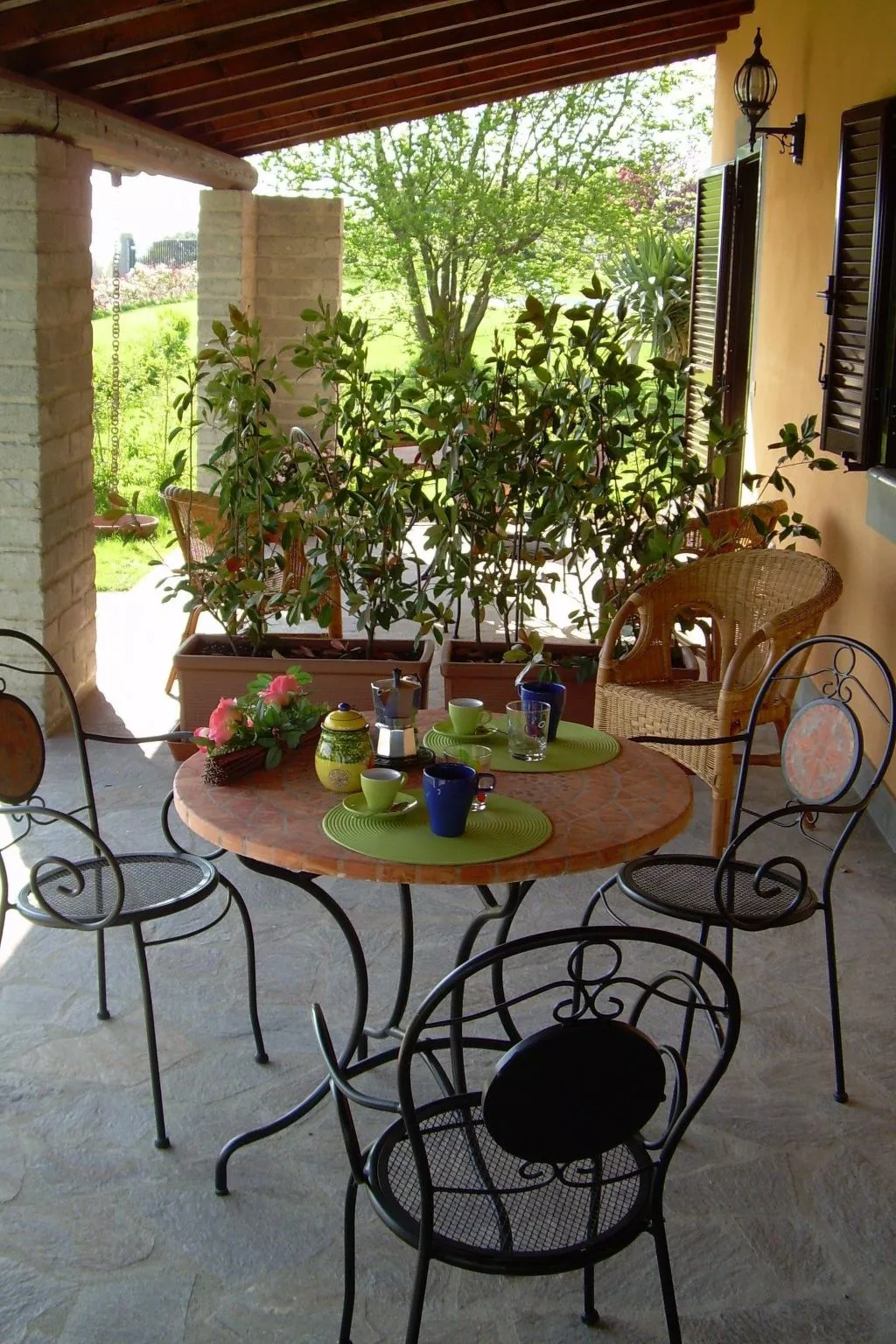 Mit Privatparkplatz-Buiten