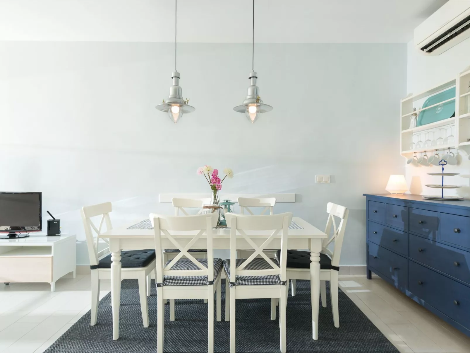 Mit Garten, Grill und Terrasse-Binnen