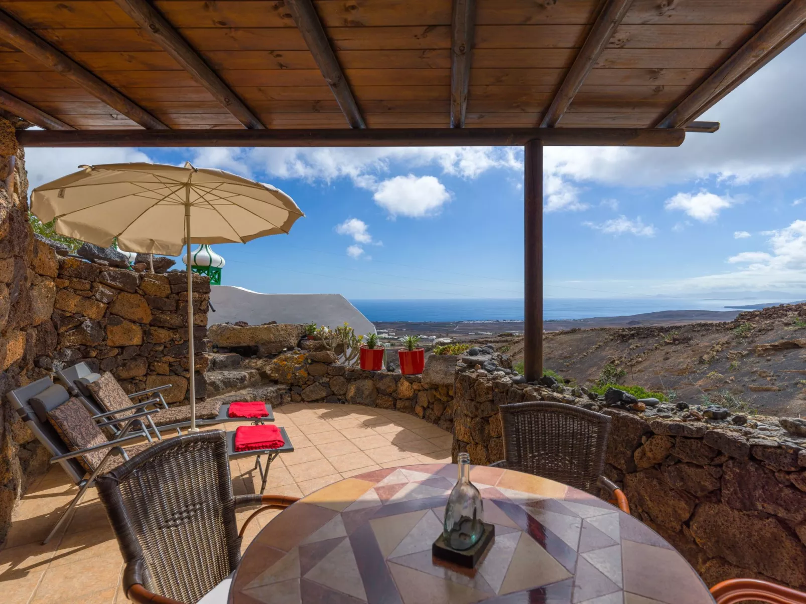 Finca "Castillo Bentley" Schlafen in einer vulkanischen Höhle-Buiten