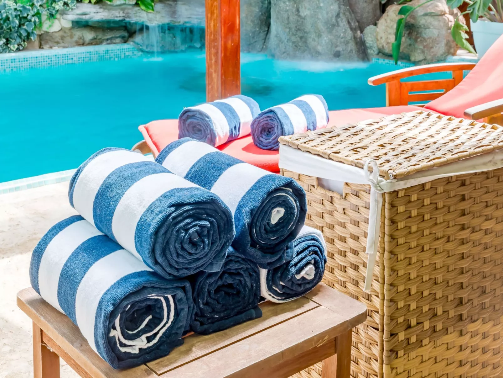 5-Suiten Madrid Villa Oasis, Schwimmbad-Spa, Fitnessraum, Club-Buiten