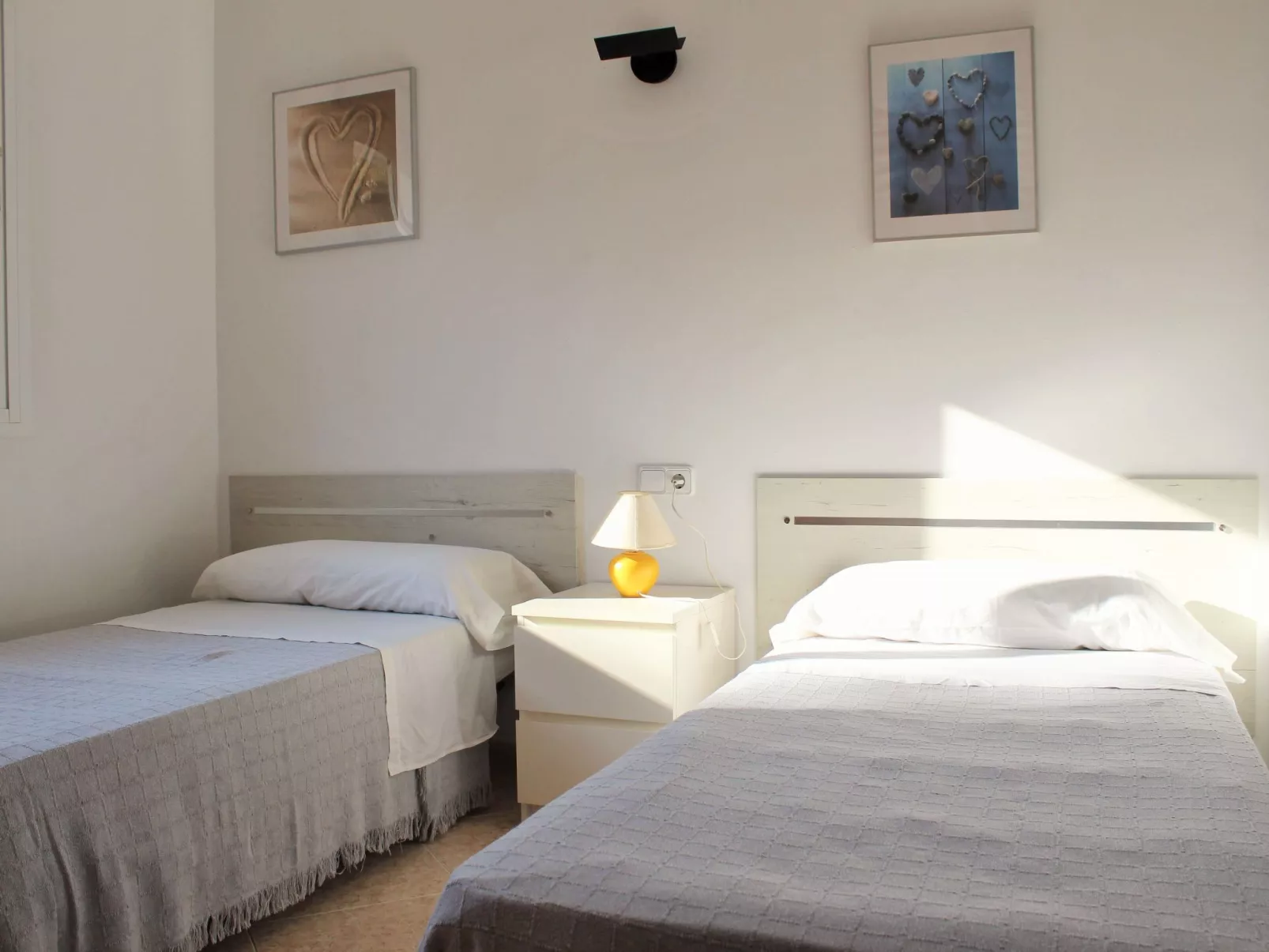 Villa "Estel" mit eigenem Schwimmbad-Image-tags.info