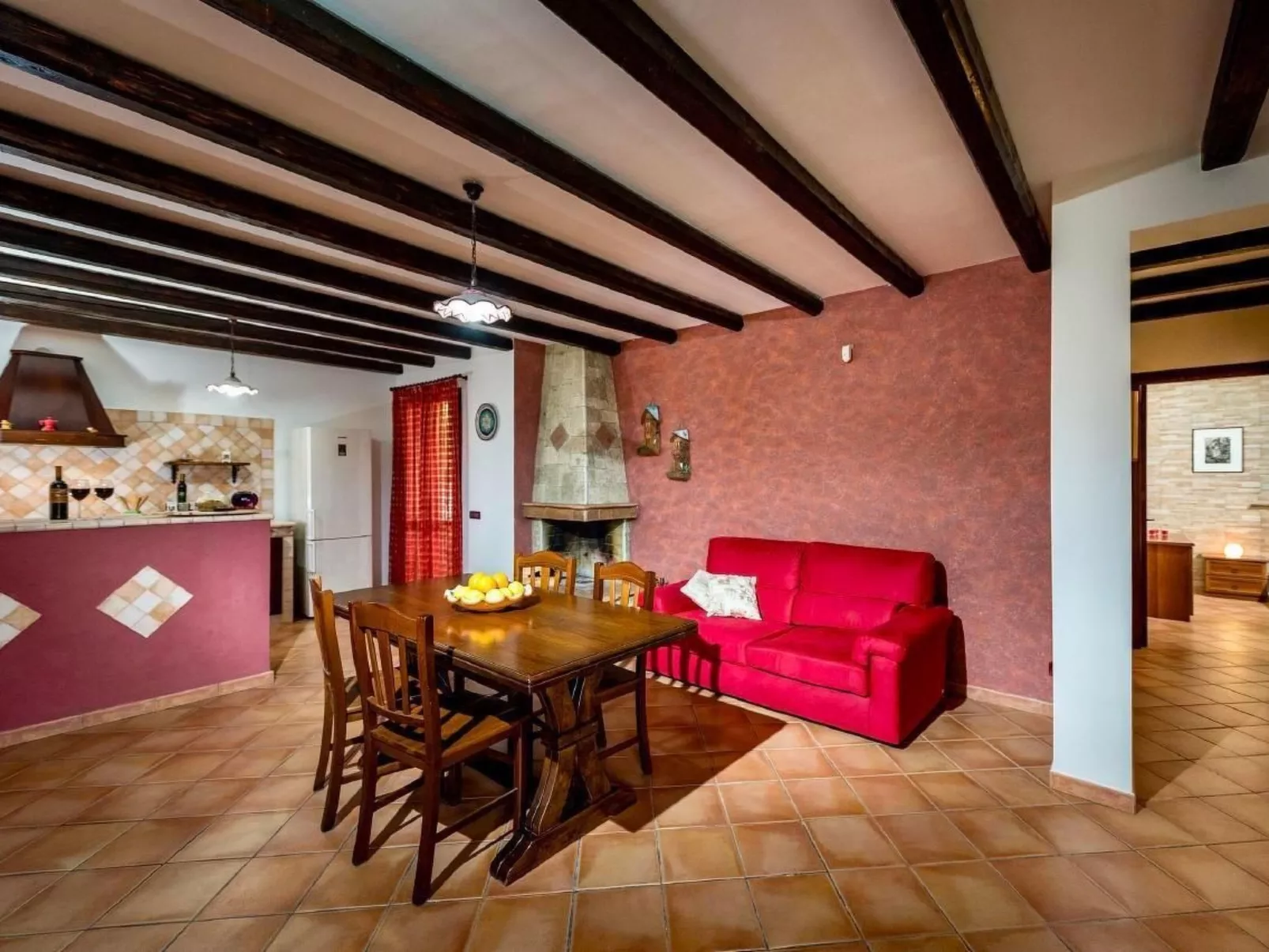 "Flavia" mit eigenem Pool-Binnen