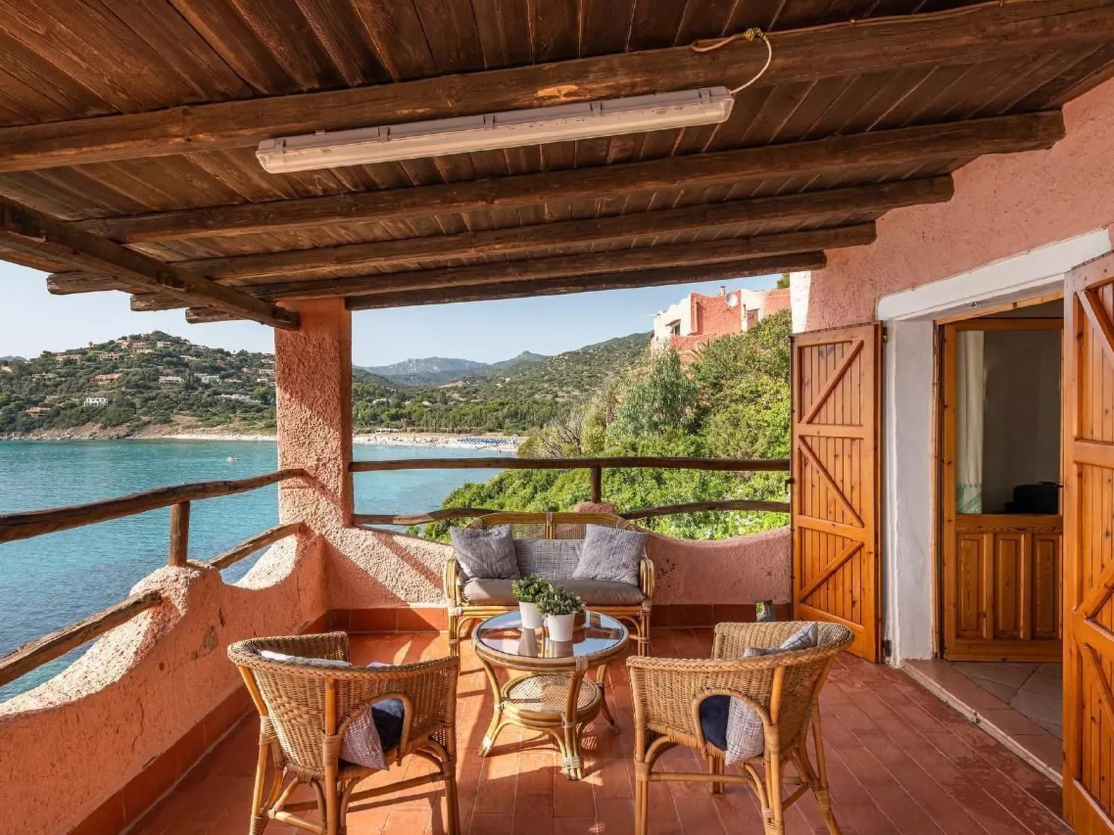 Wohnung in Torre Delle Stelle mit Terrasse und Grill, nah am Strand-Image-tags.info