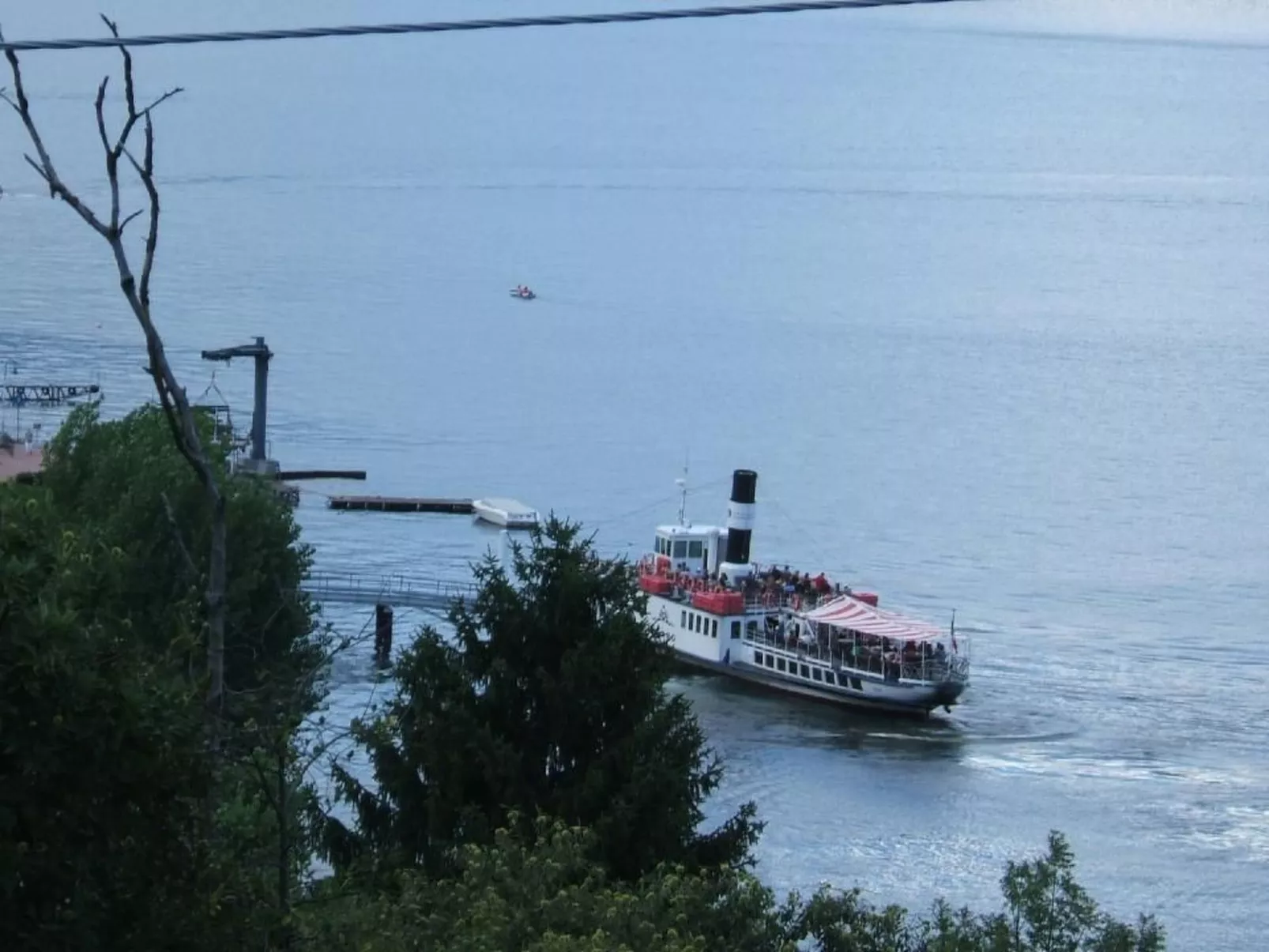 Wohnung Annetta mit Sicht auf See und Berge 75 m²-Image-tags.info