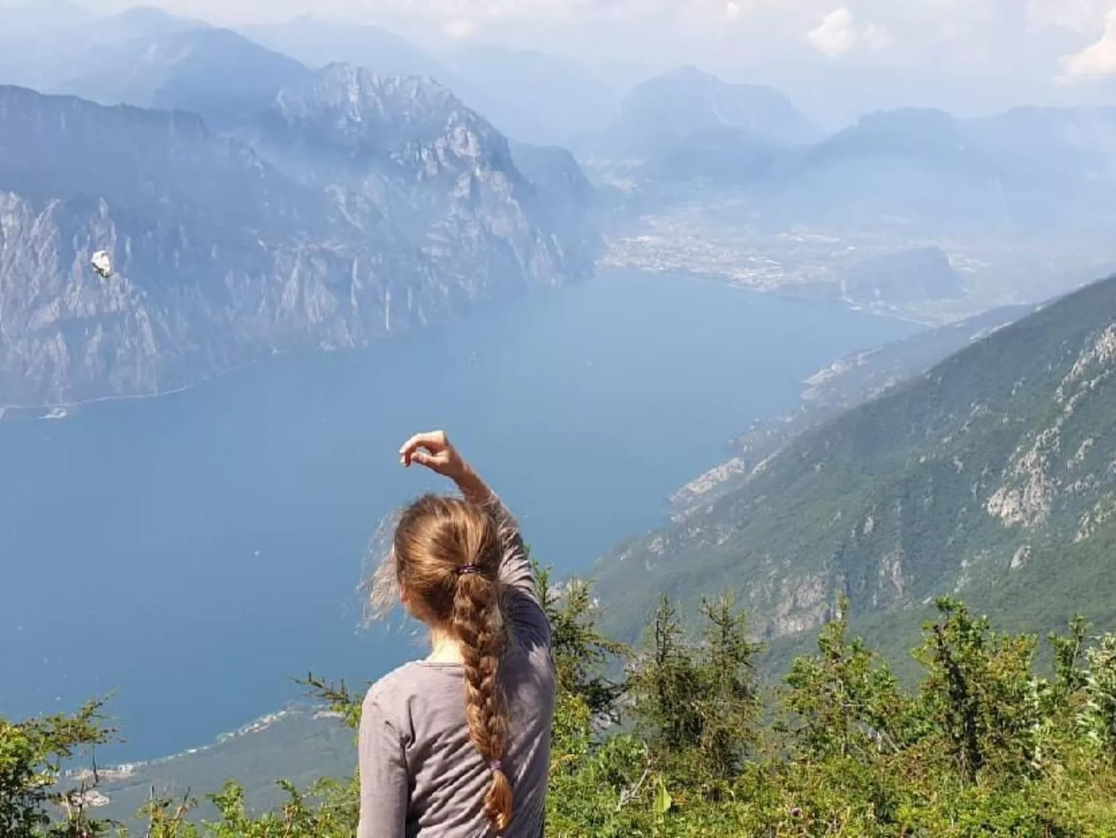 Berghütte mit Wasserblick-Buiten