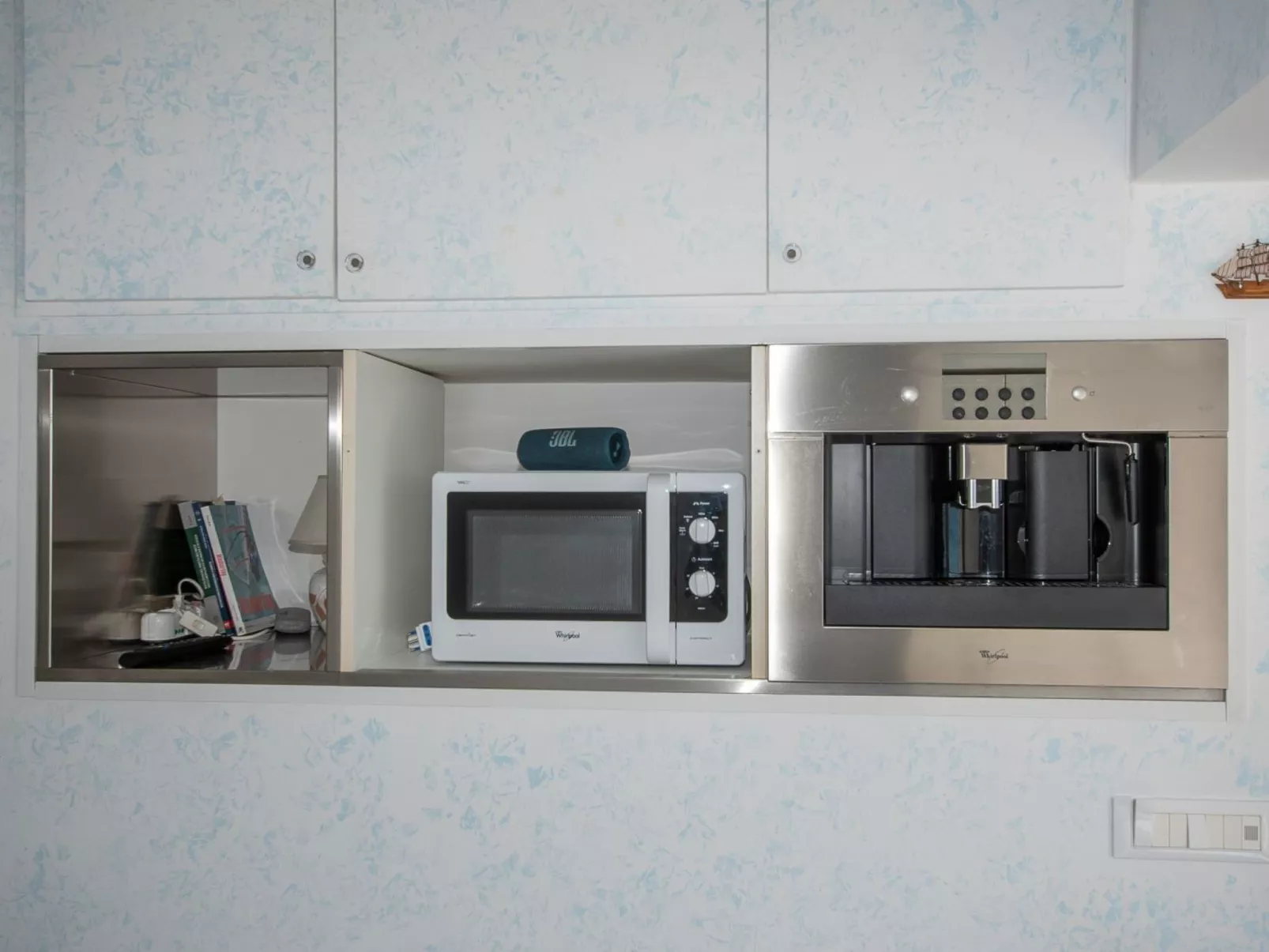 Alba Jachthafen-Binnen