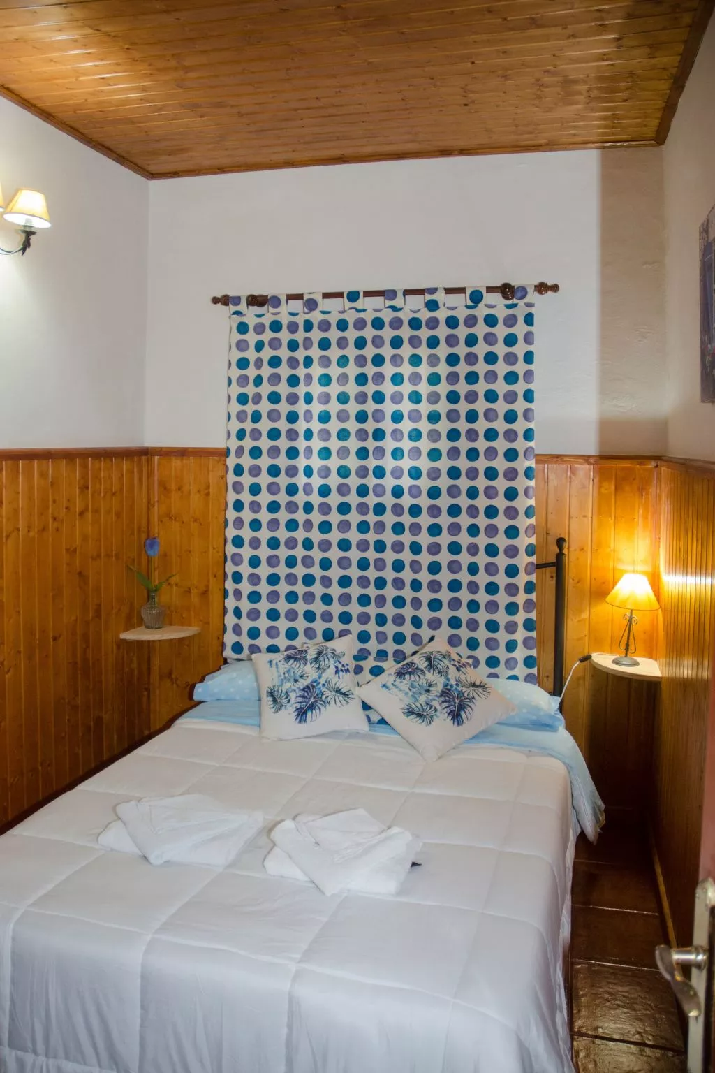 Ländliches Haus mit herrlichem Blick auf das Meer und das Tal.-Binnen