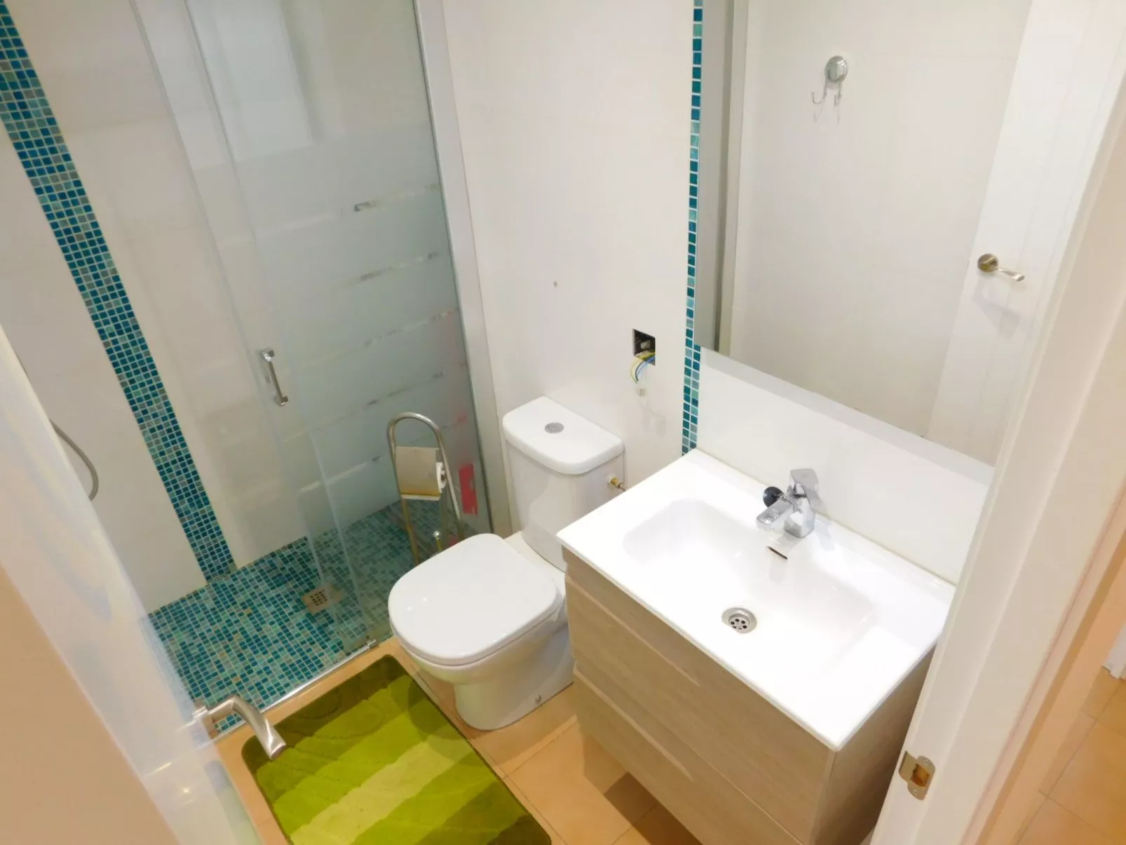 Mit großer Terrasse und Parkplatz in Salatar, Roses-Binnen