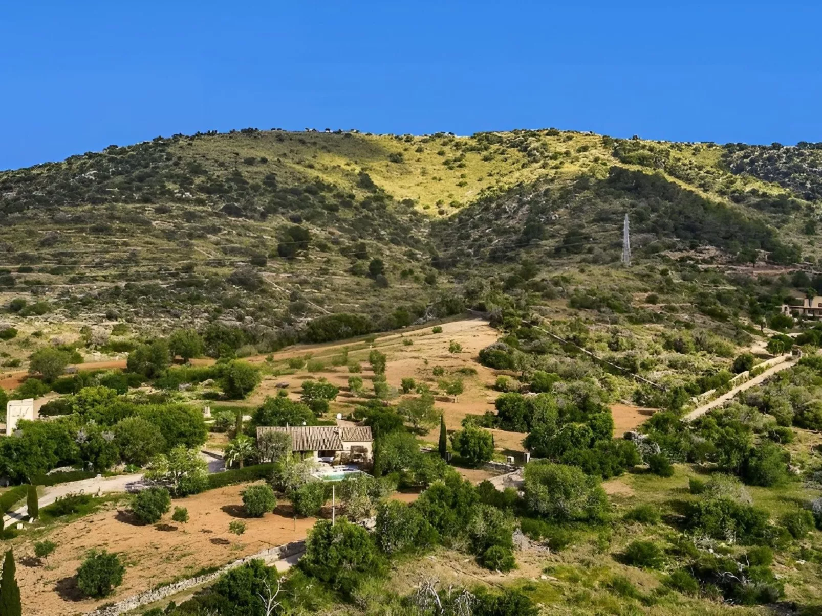 Finca mit Bergblick, Schwimmbad und Klimaanlage.-Buiten
