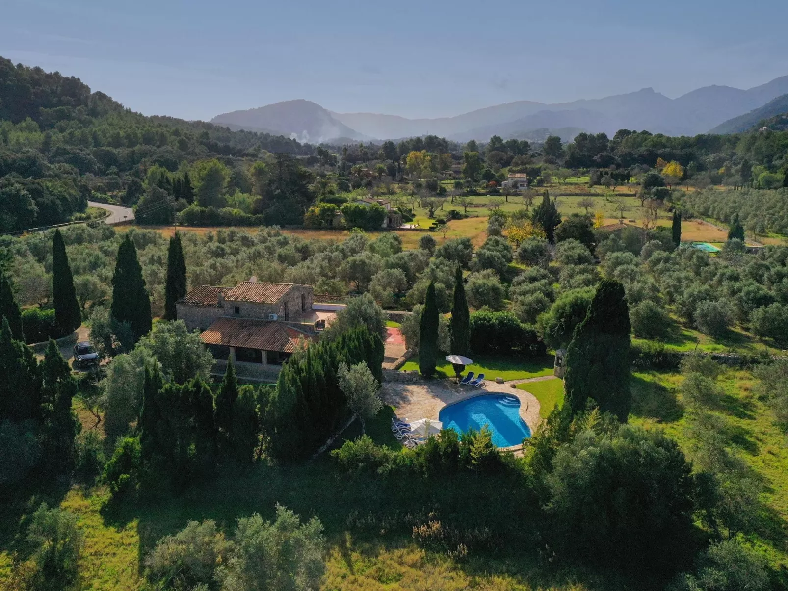 Charmante Villa in der Nähe von Cala San Vicente-Buiten
