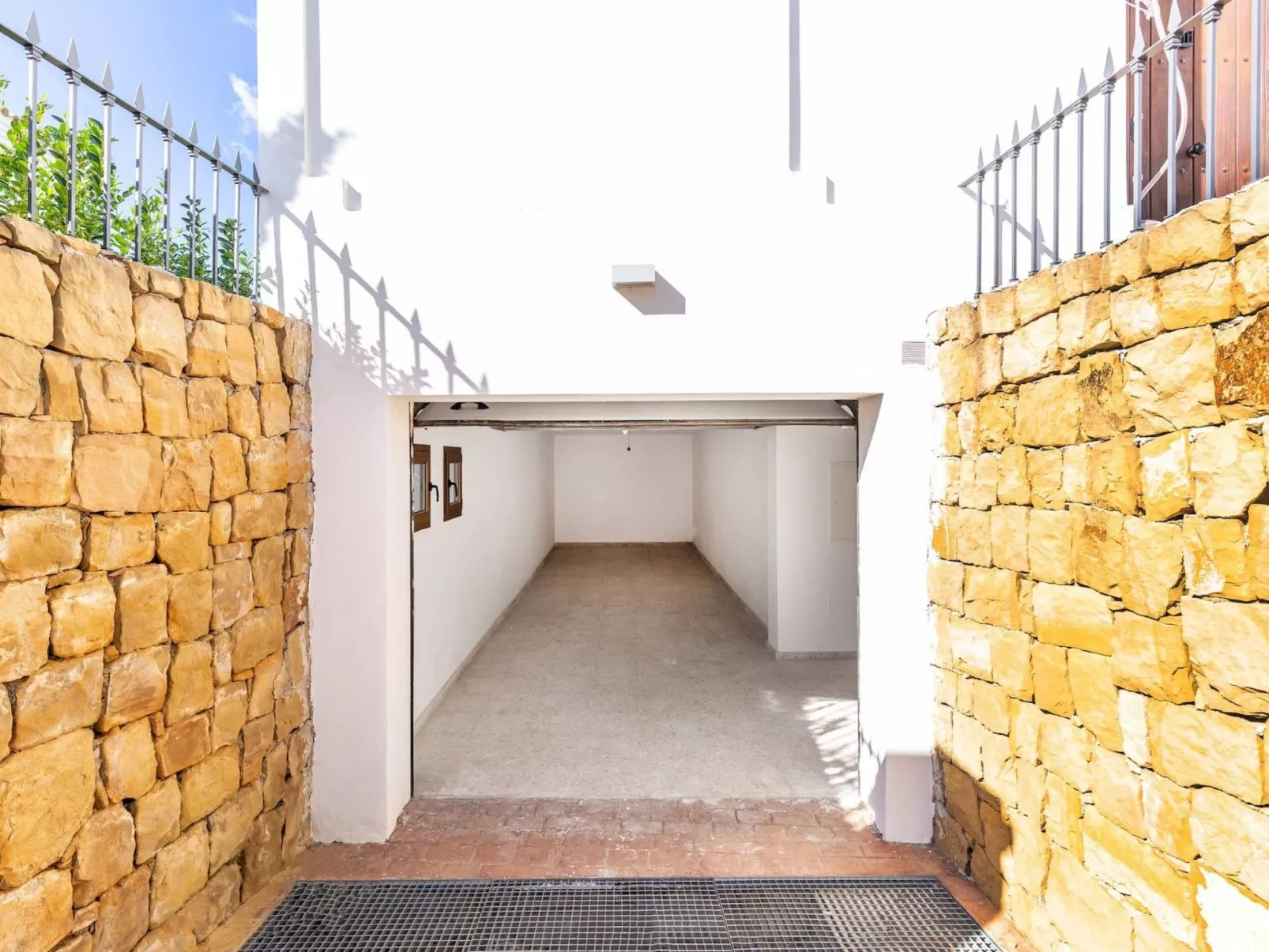 Chalet "La Resina" mit Garten, Grill und Terrasse-Buiten