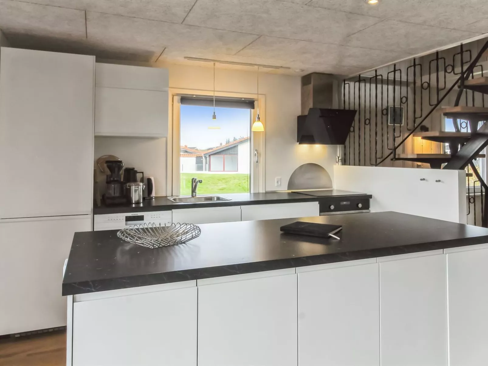 "Aleksandar" - 500m from the sea-Binnen