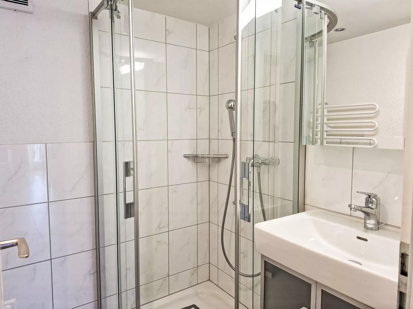 Chalet Shangri La-Binnen