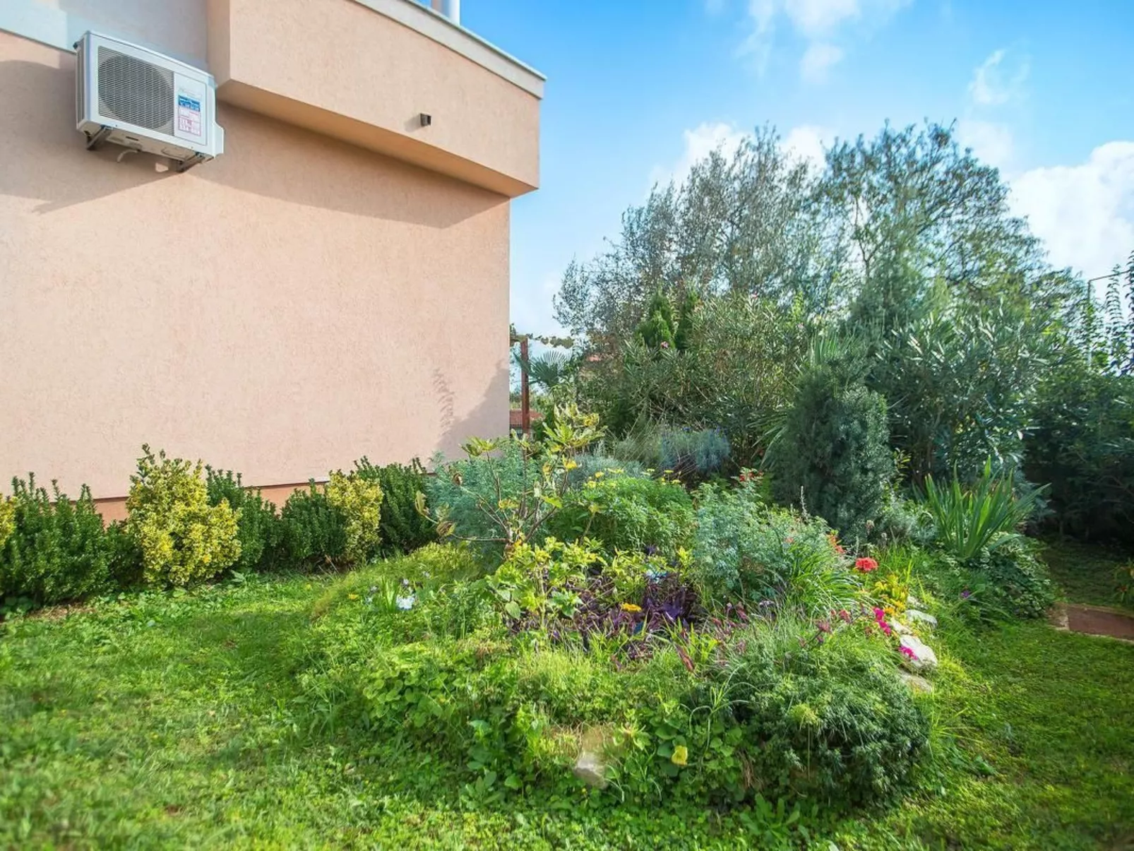 Für 4 Personen ca. 45 m&sup2; in Medulin, Istrien (Medulin und Umgebung)-Buiten