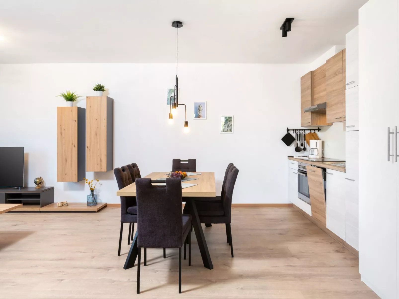 "Limani" mit Balkon-Image-tags.info