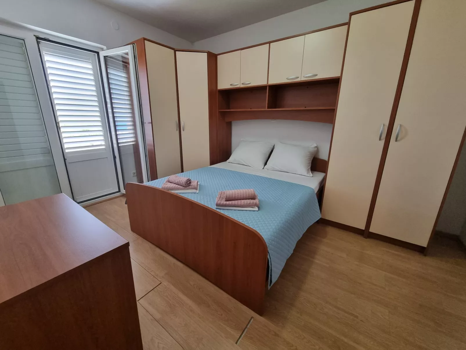 Wohnung mit Terrasse und Meerblick-Binnen