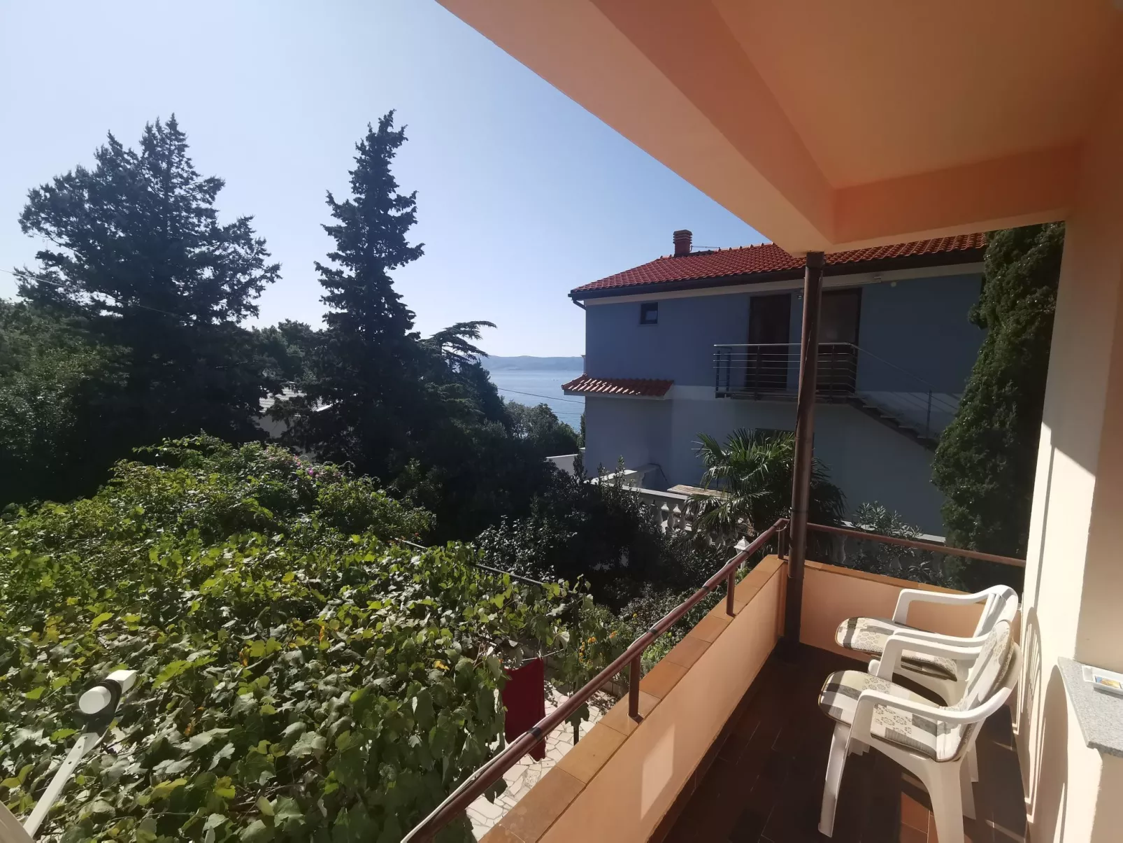 Wohnung für 7 Personen, 100m vom Strand-Buiten