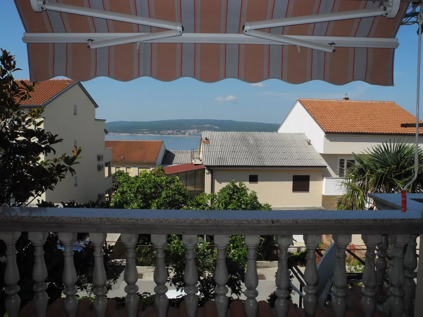 Wohnung in Crikvenica mit Terrasse und Grill-Image-tags.info