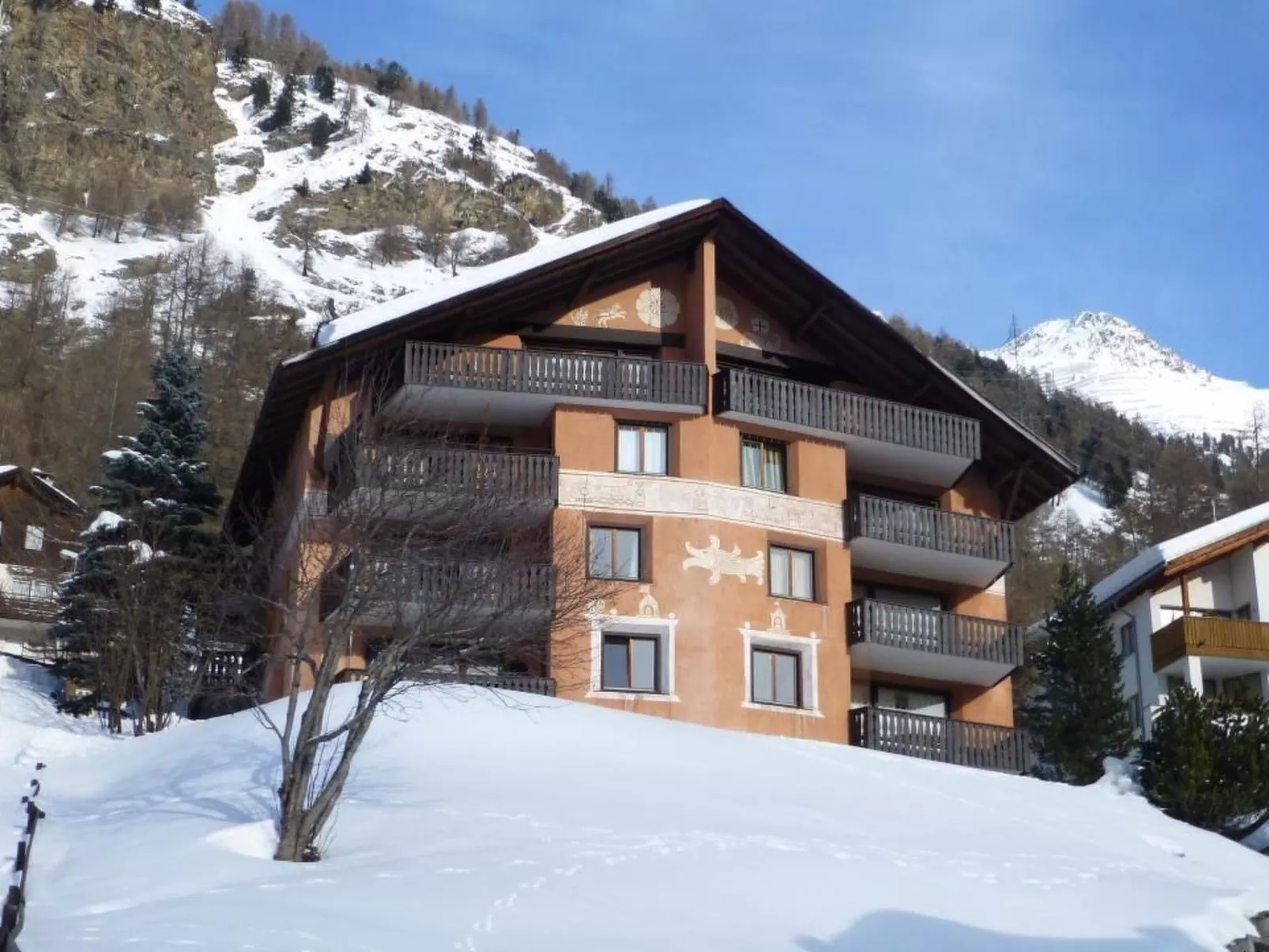 Chesa Furtüna-Buiten