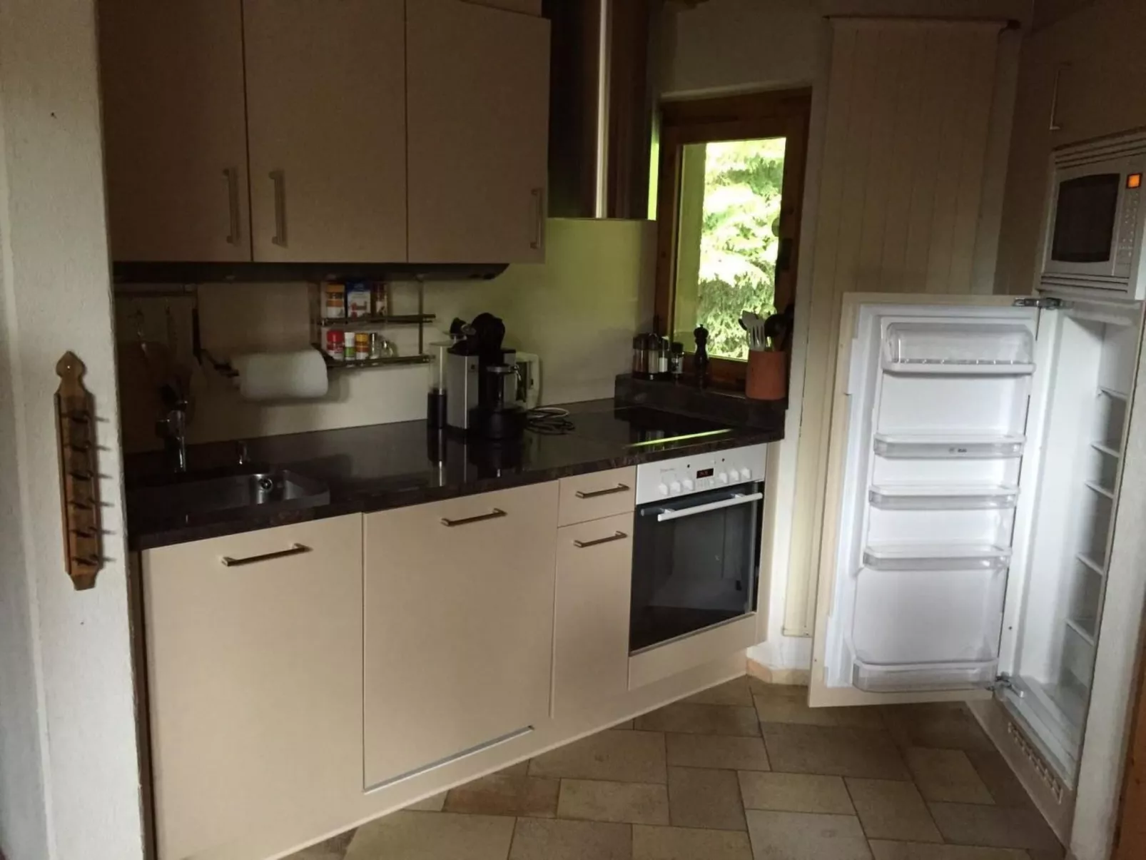 Haus Basilisk / Obere Wohnung für 5 Personen-Binnen