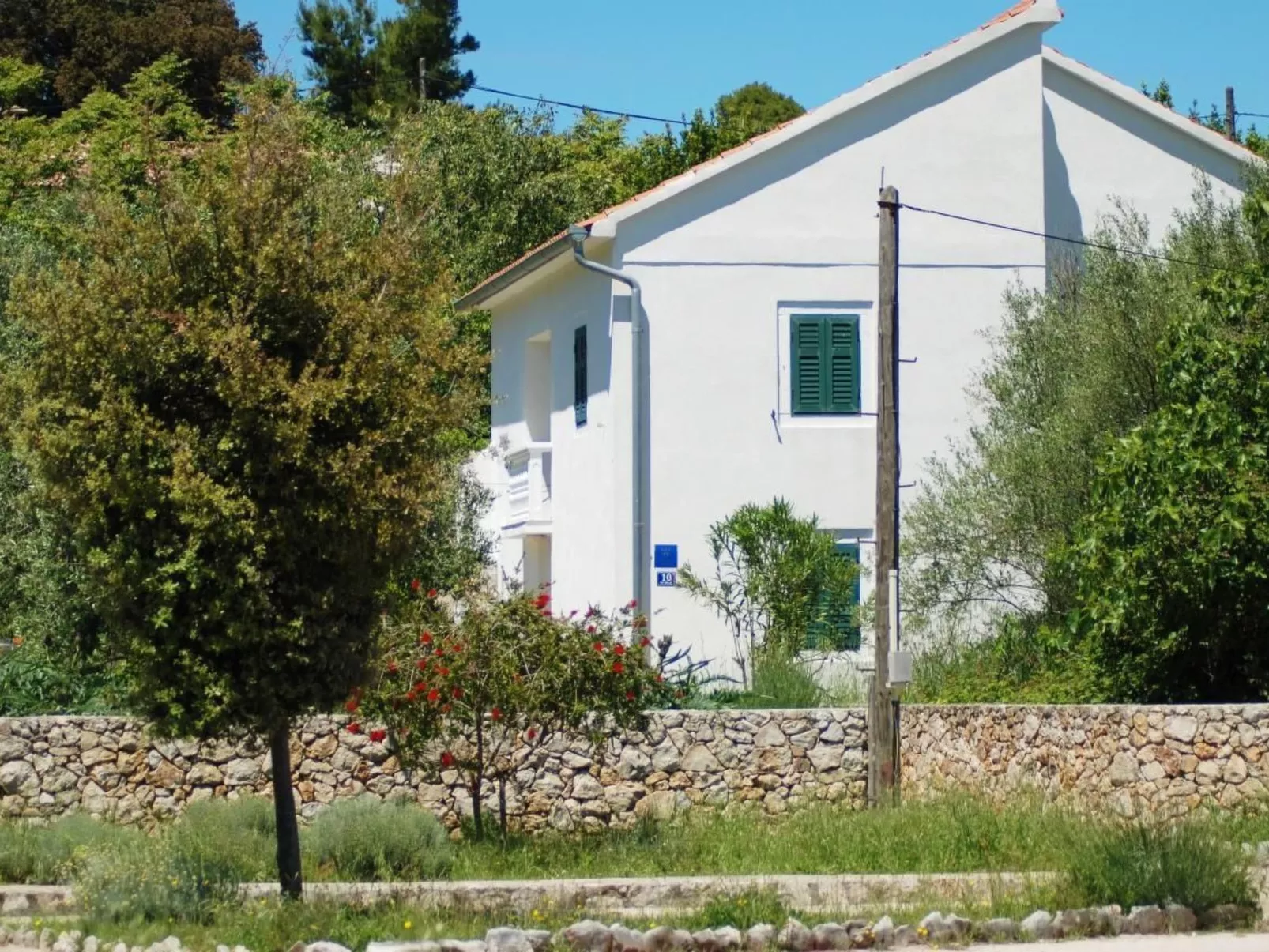 Rustikales Haus in Lukoran mit privatem Parkplatz-Buiten