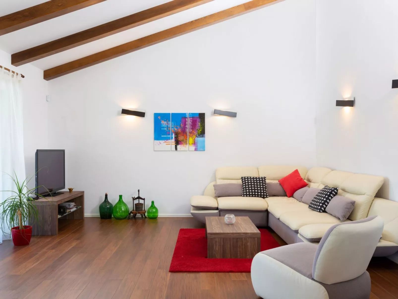 In Kavran mit Privatem Pool-Binnen