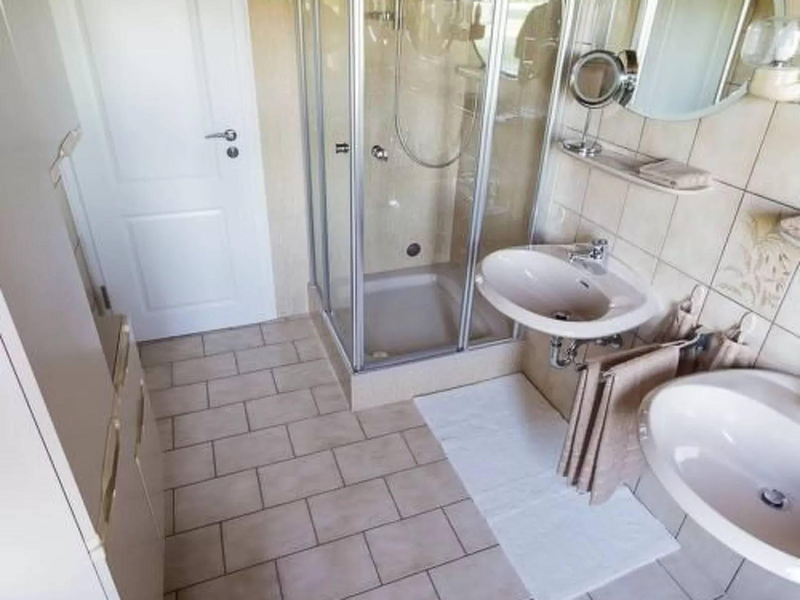 Vadrup-Image-tags.info