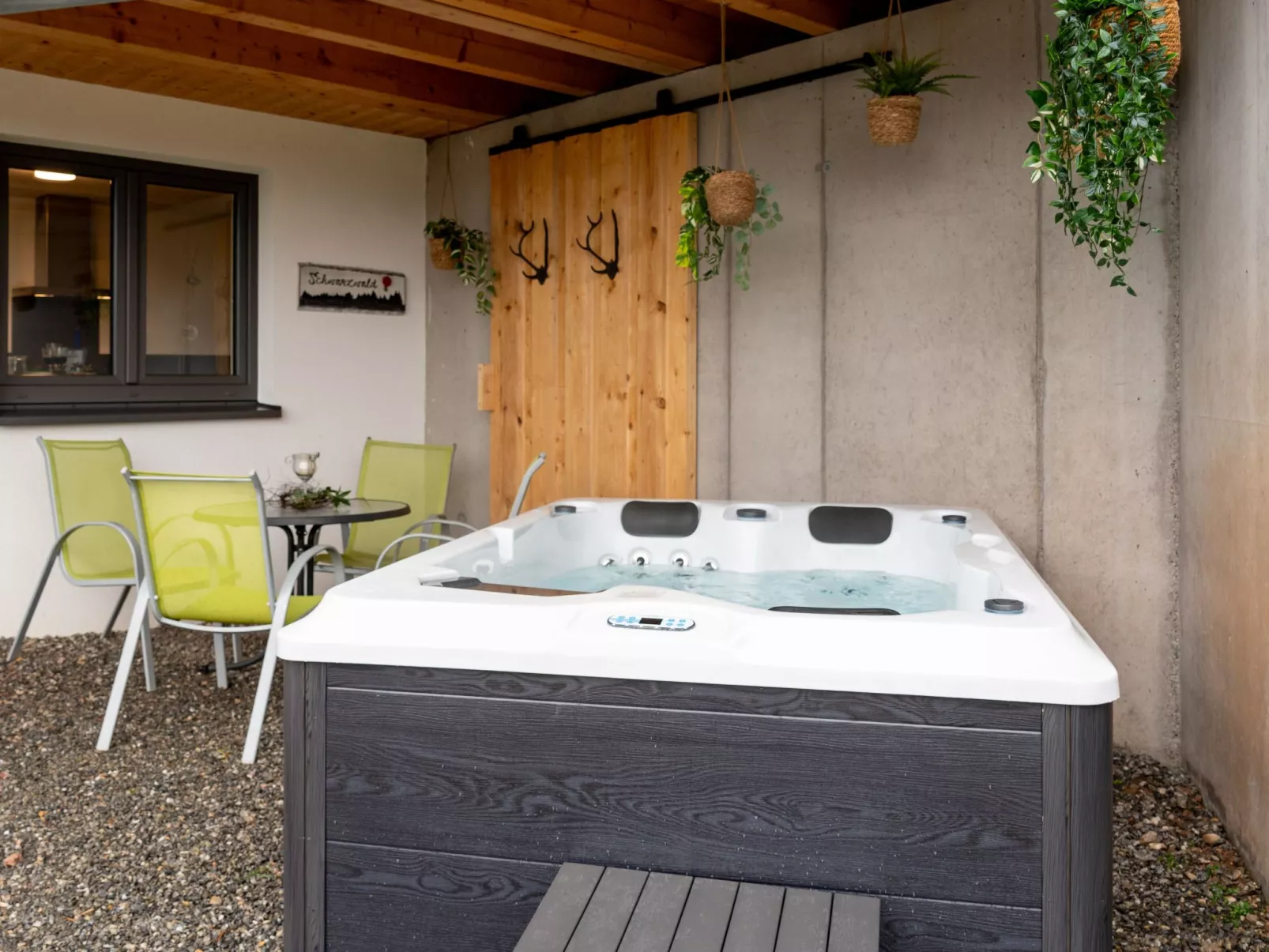 Haus mit Whirlpool, Sauna und Schwarzwaldblick-Buiten