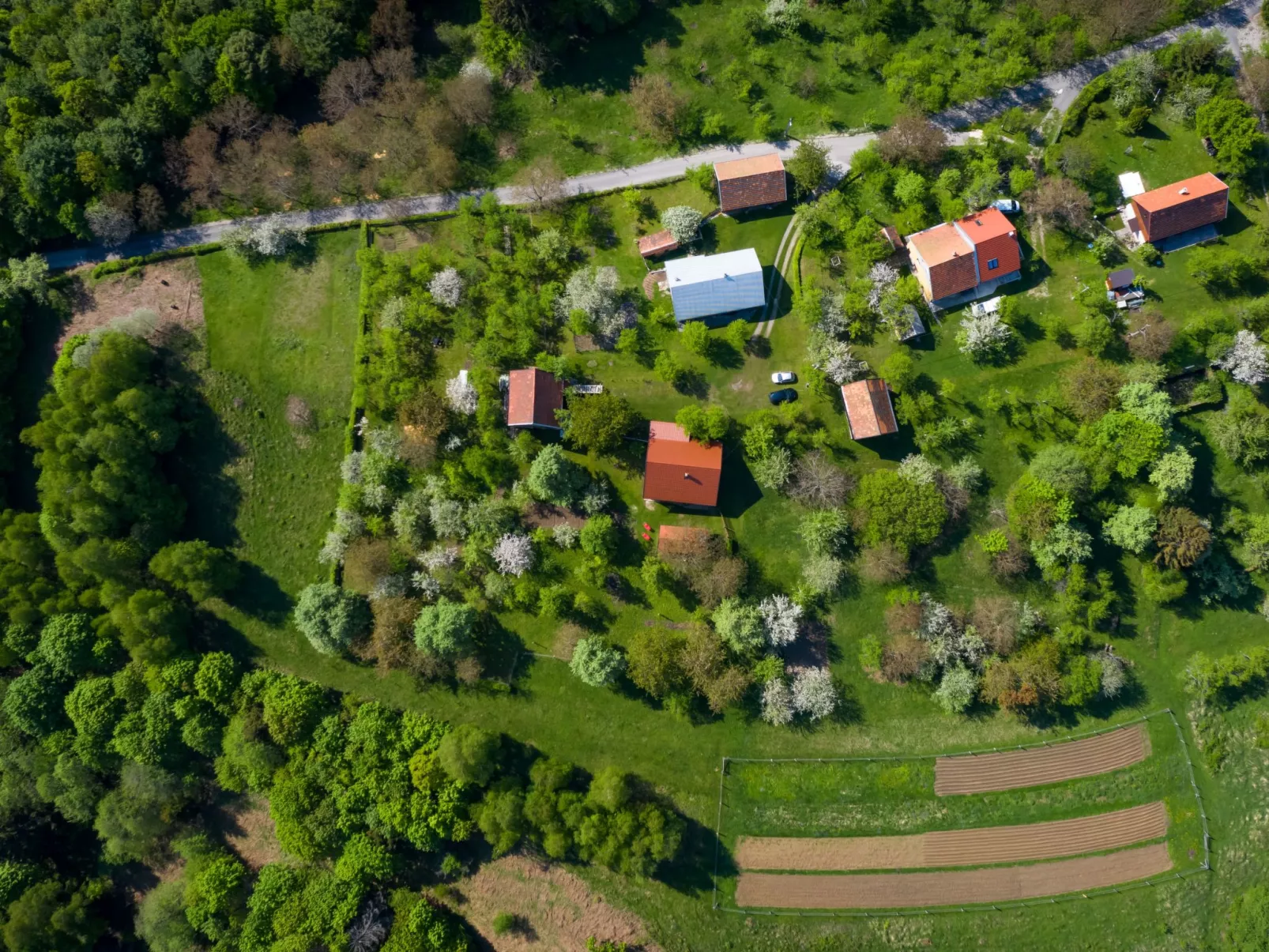 Haus in Sleme Skradsko mit Whirlpool und Parkplatz-Buiten