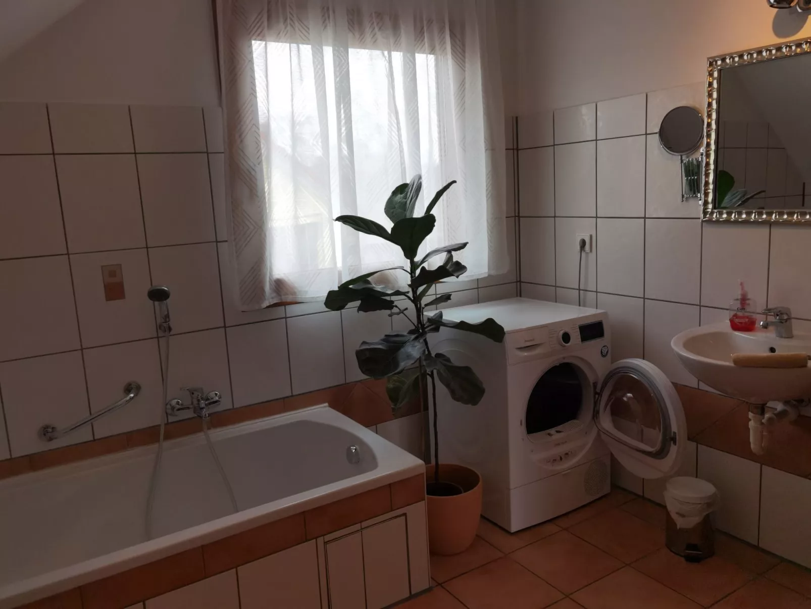 Nichtraucher- Ferienwohnung mit Balkon-Binnen