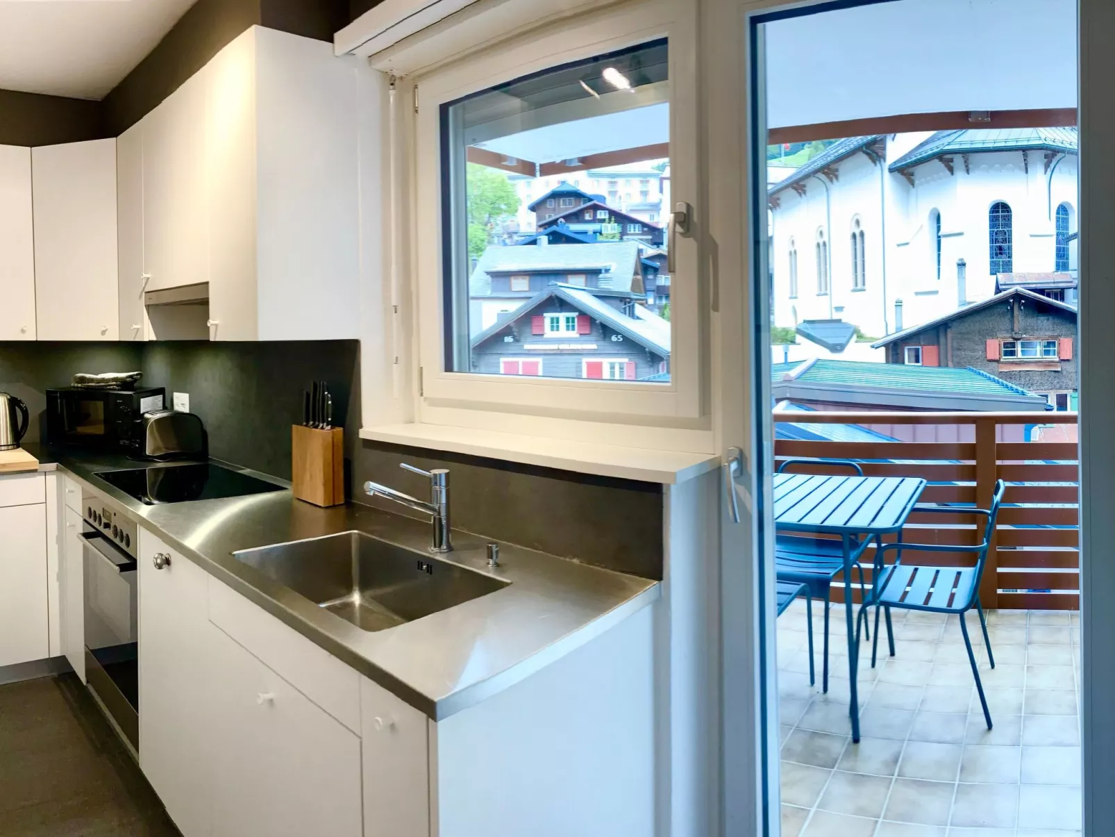 Geräumiges 3.5-Zimmer - Zentral - Balkon - Haus Dala-Binnen