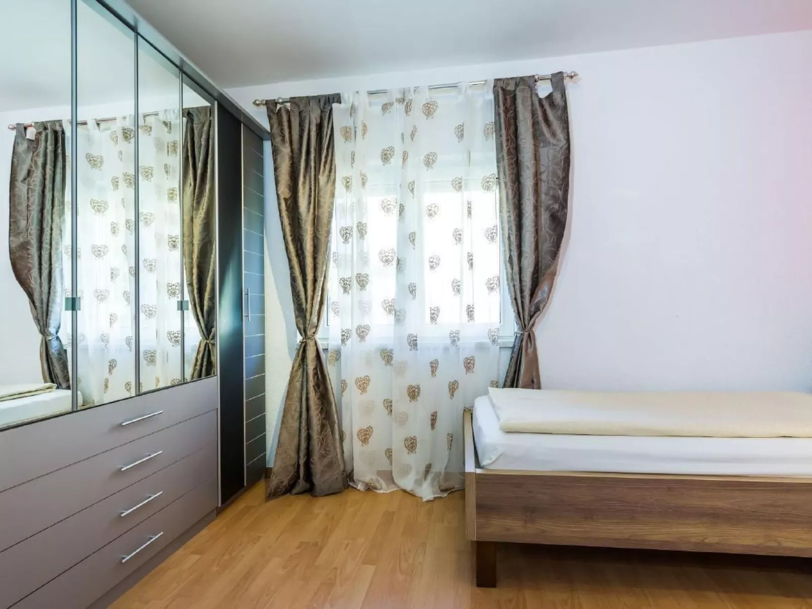 Villa Dalmatina mit Pool  für 4+1 Personen-Binnen