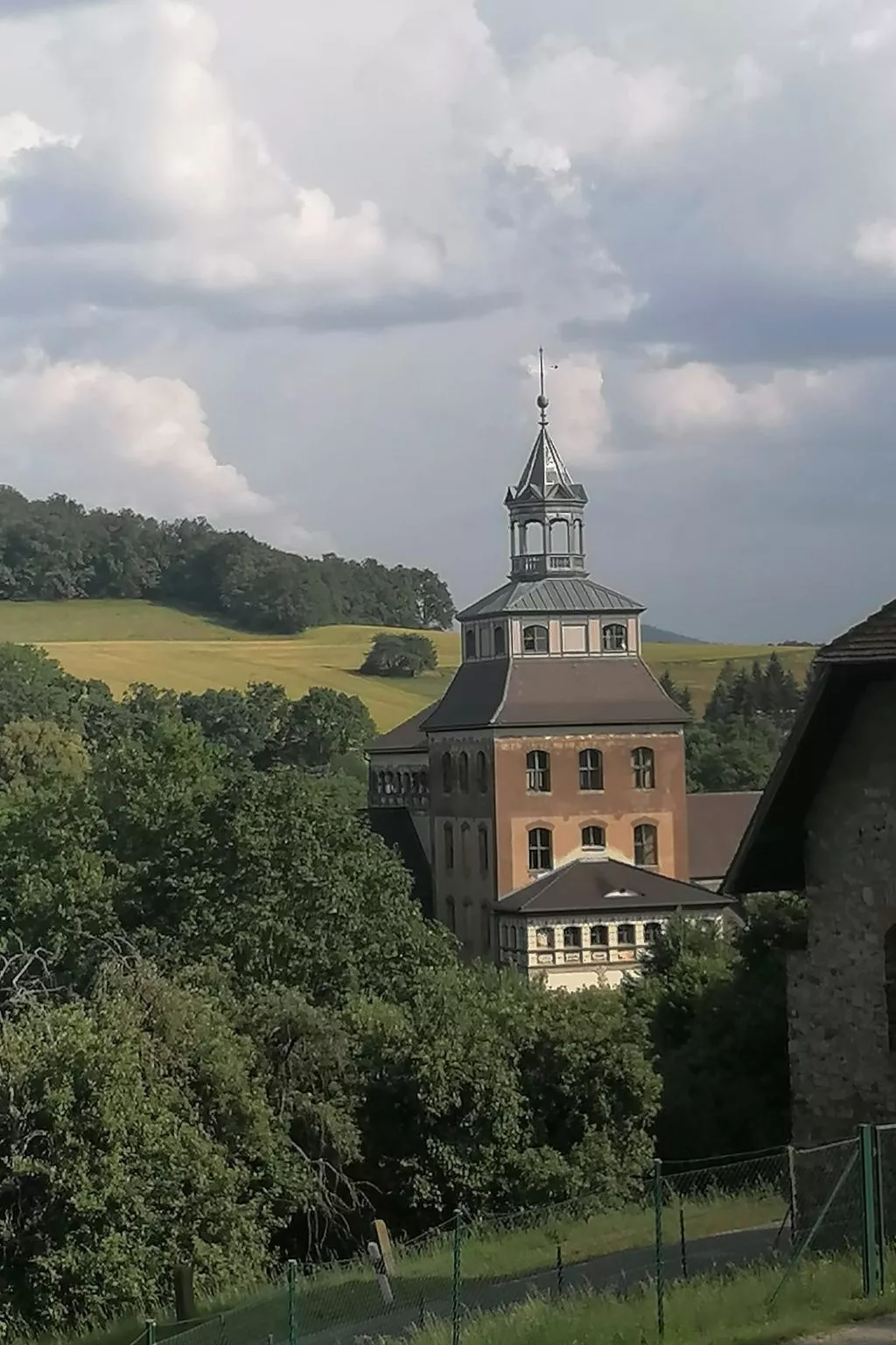 Mit Blick auf das Wasser-Buiten
