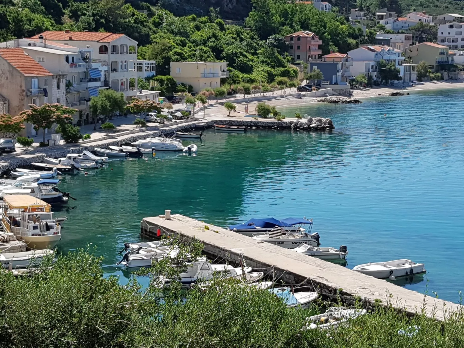 Tolle Wohnung in Drašnice mit Schönem Garten-Buiten